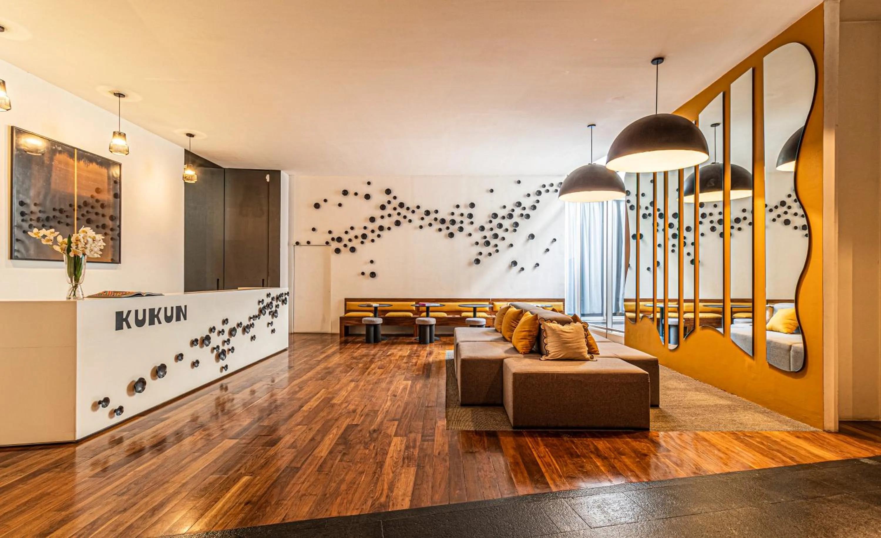 Lobby or reception in Collection Suites by Kukun