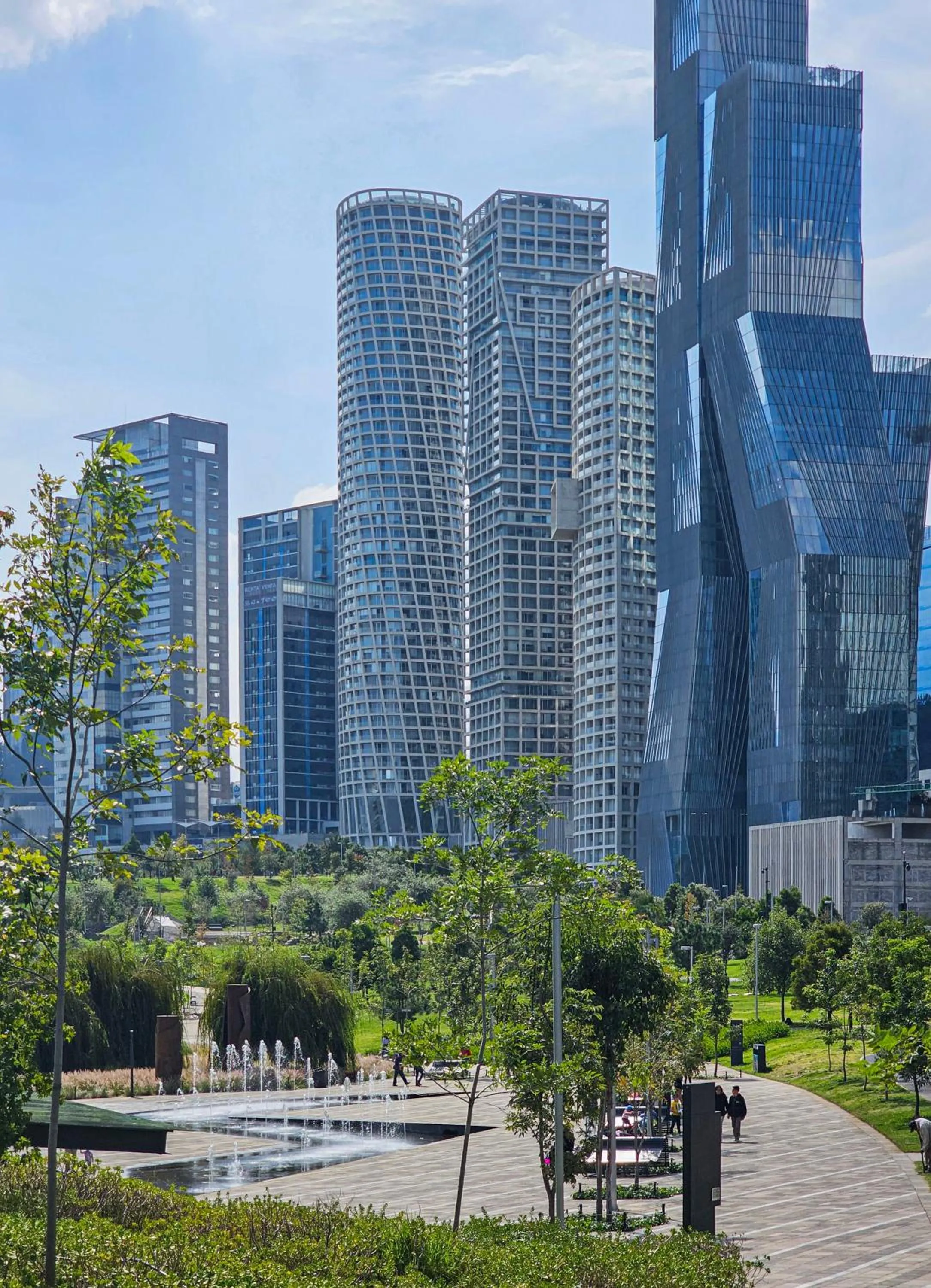 City view in Collection Suites by Kukun