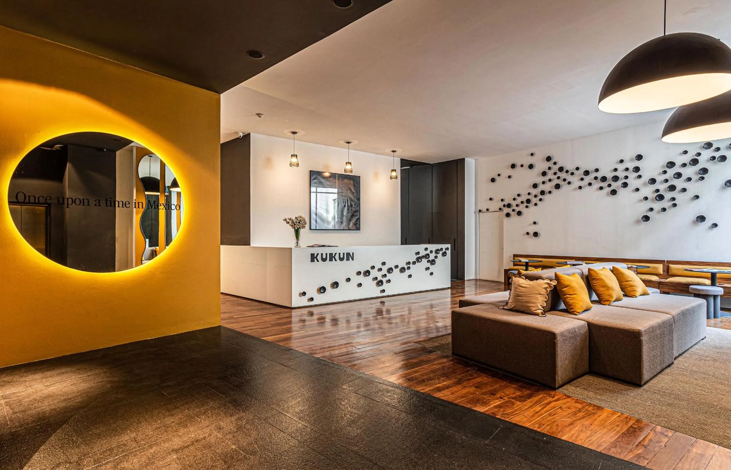 Lobby or reception in Collection Suites by Kukun