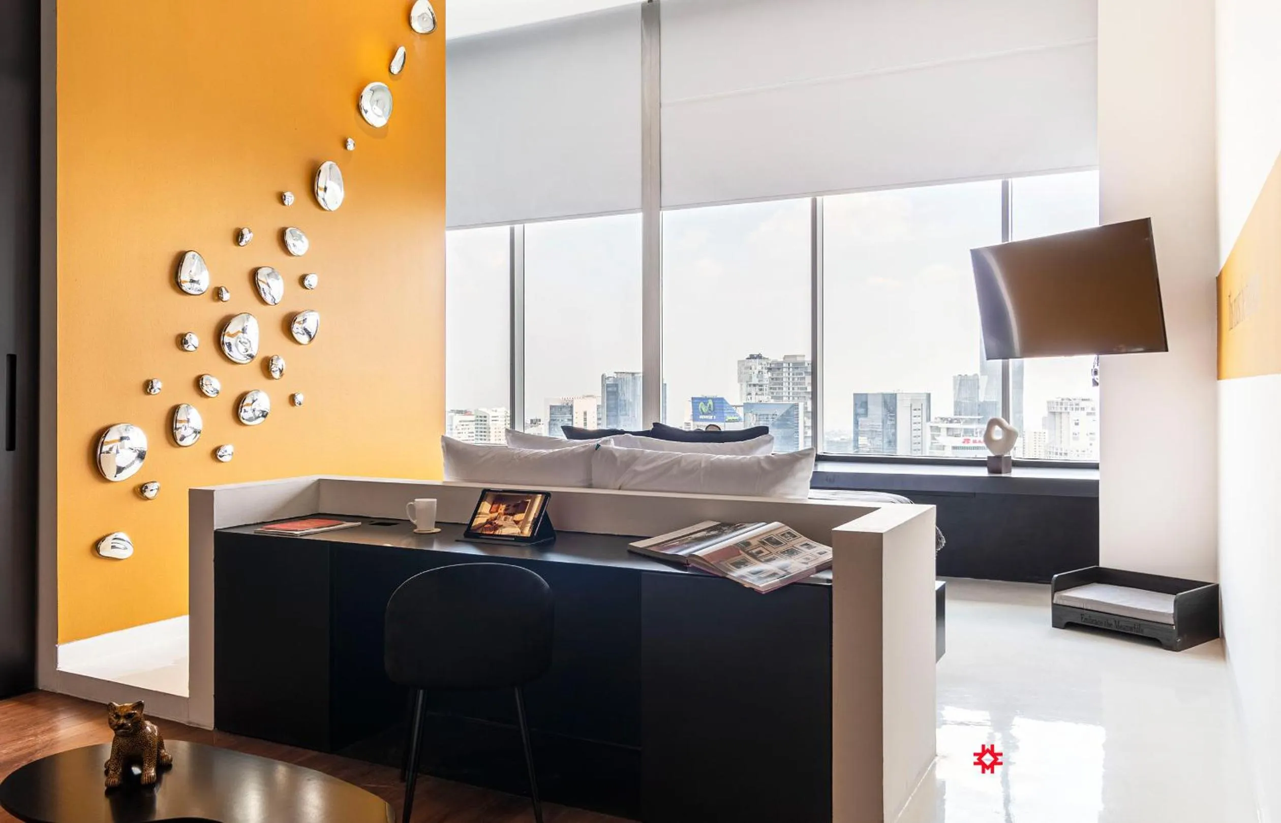 TV and multimedia in Collection Suites by Kukun