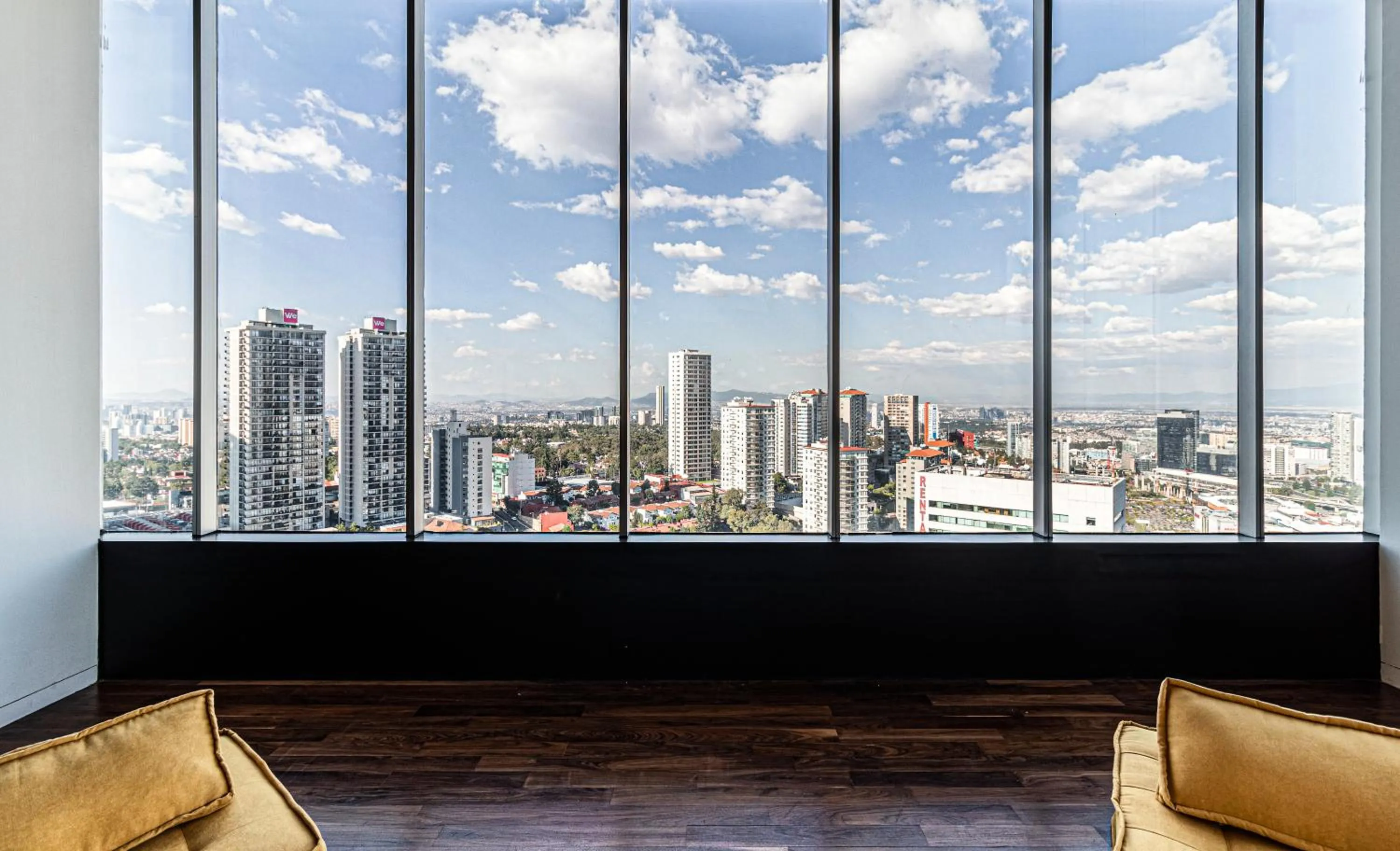 City view in Collection Suites by Kukun