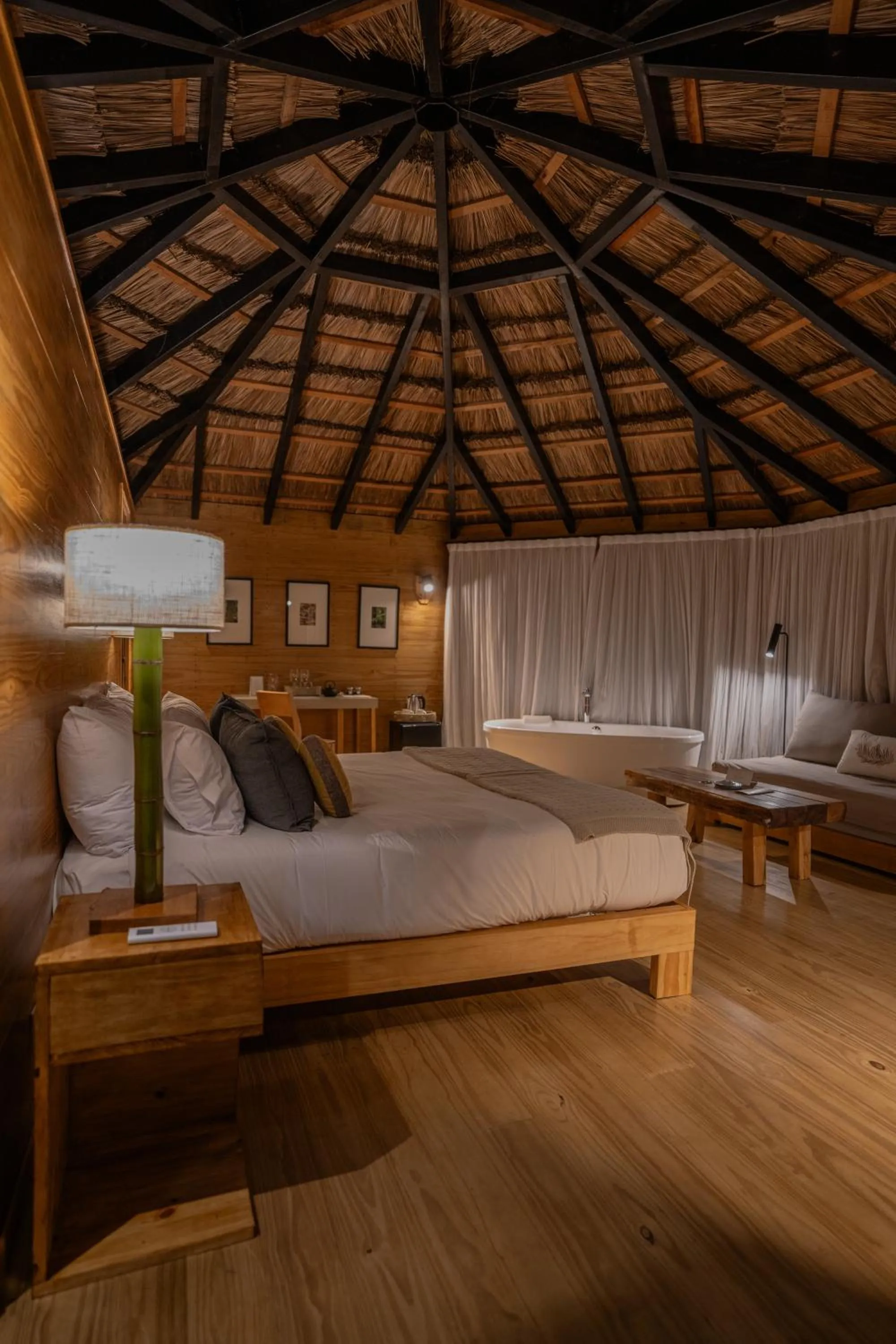 Bathroom, Bed in Reserva Natural Iguazú - Pristine Luxury Camp