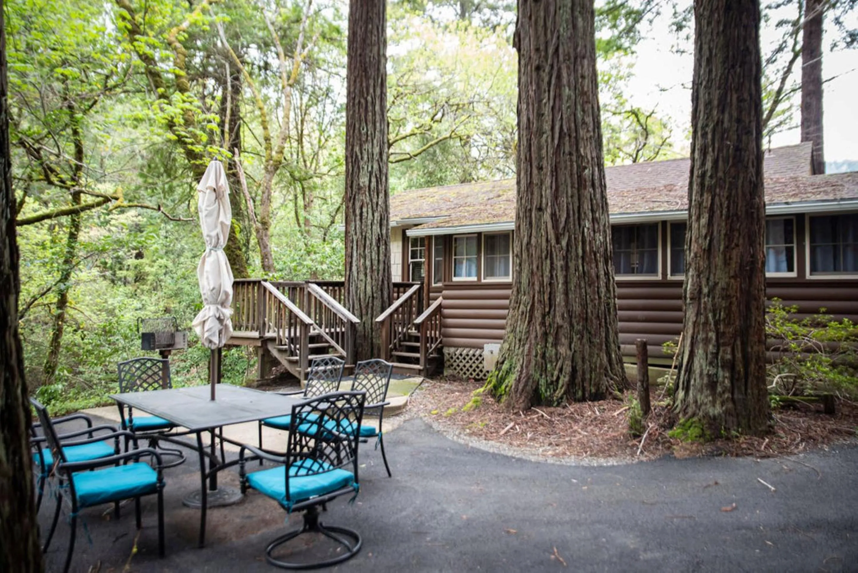 Property building in Miranda Gardens Resort