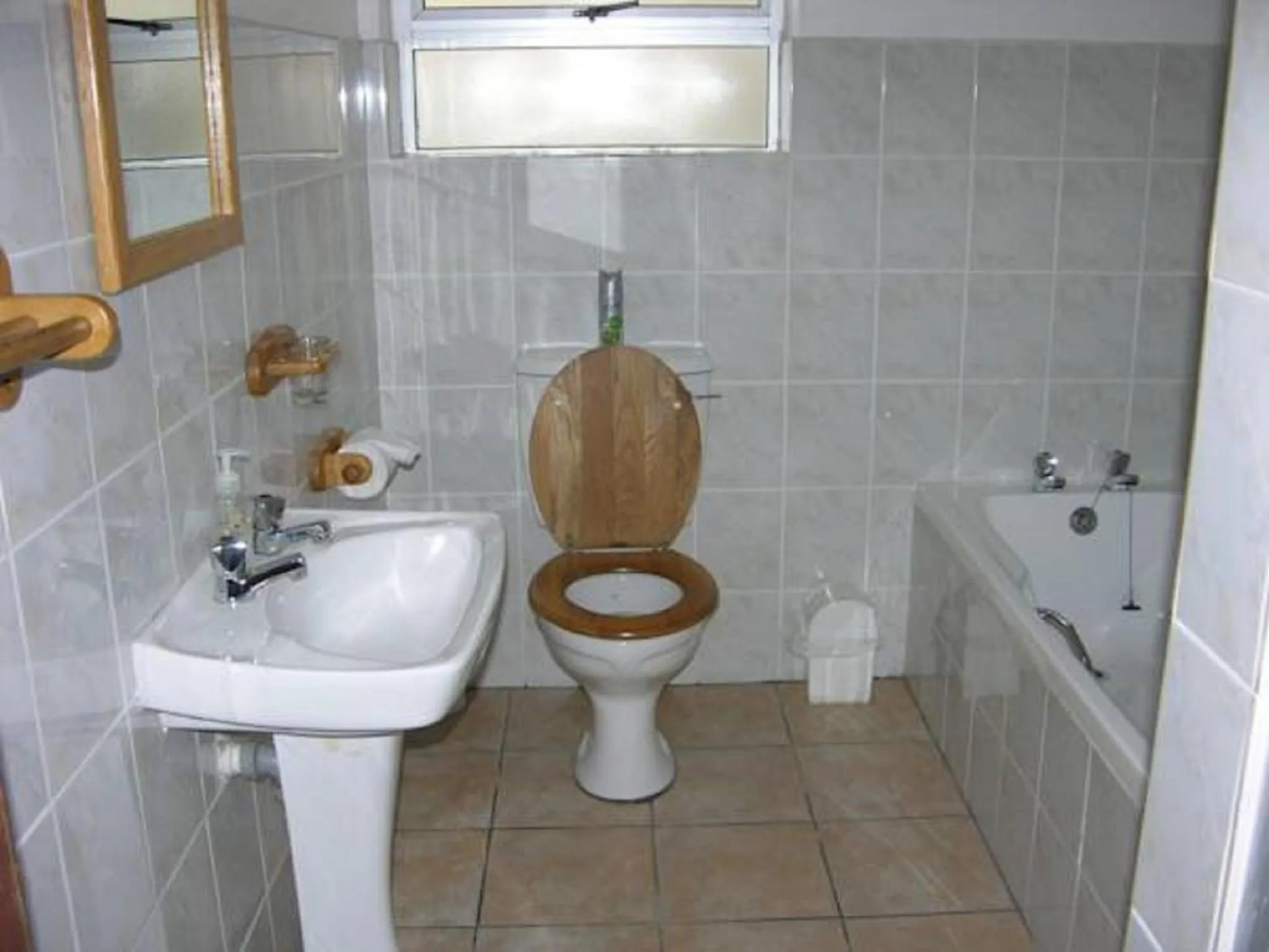 Bathroom in Whale Watchers Inn