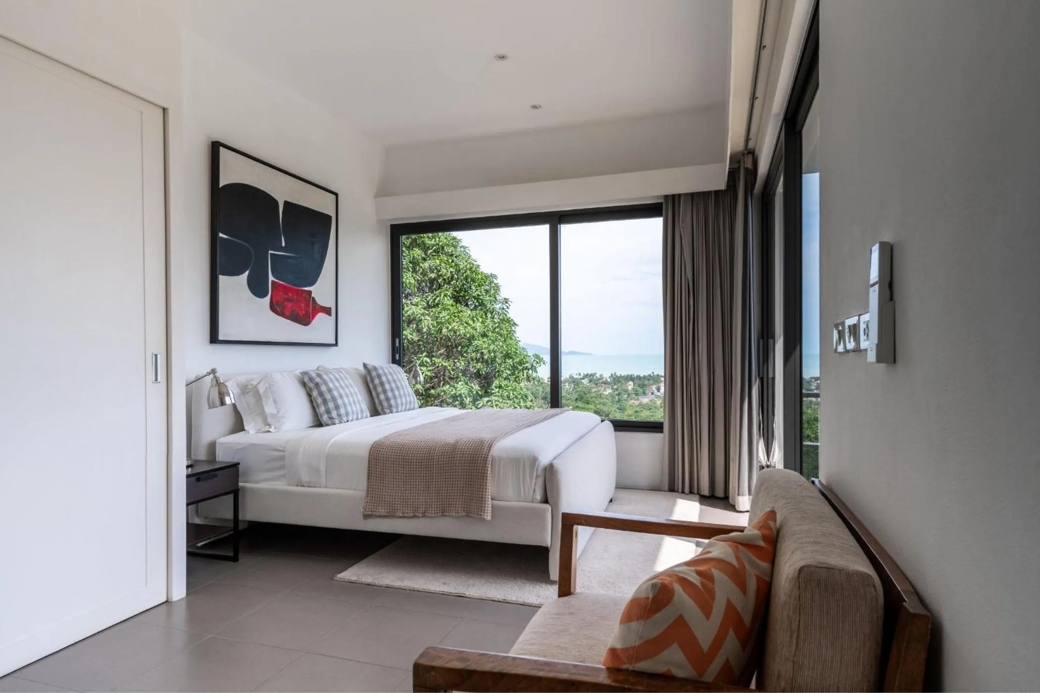 Bed in Villa Mullion Cove