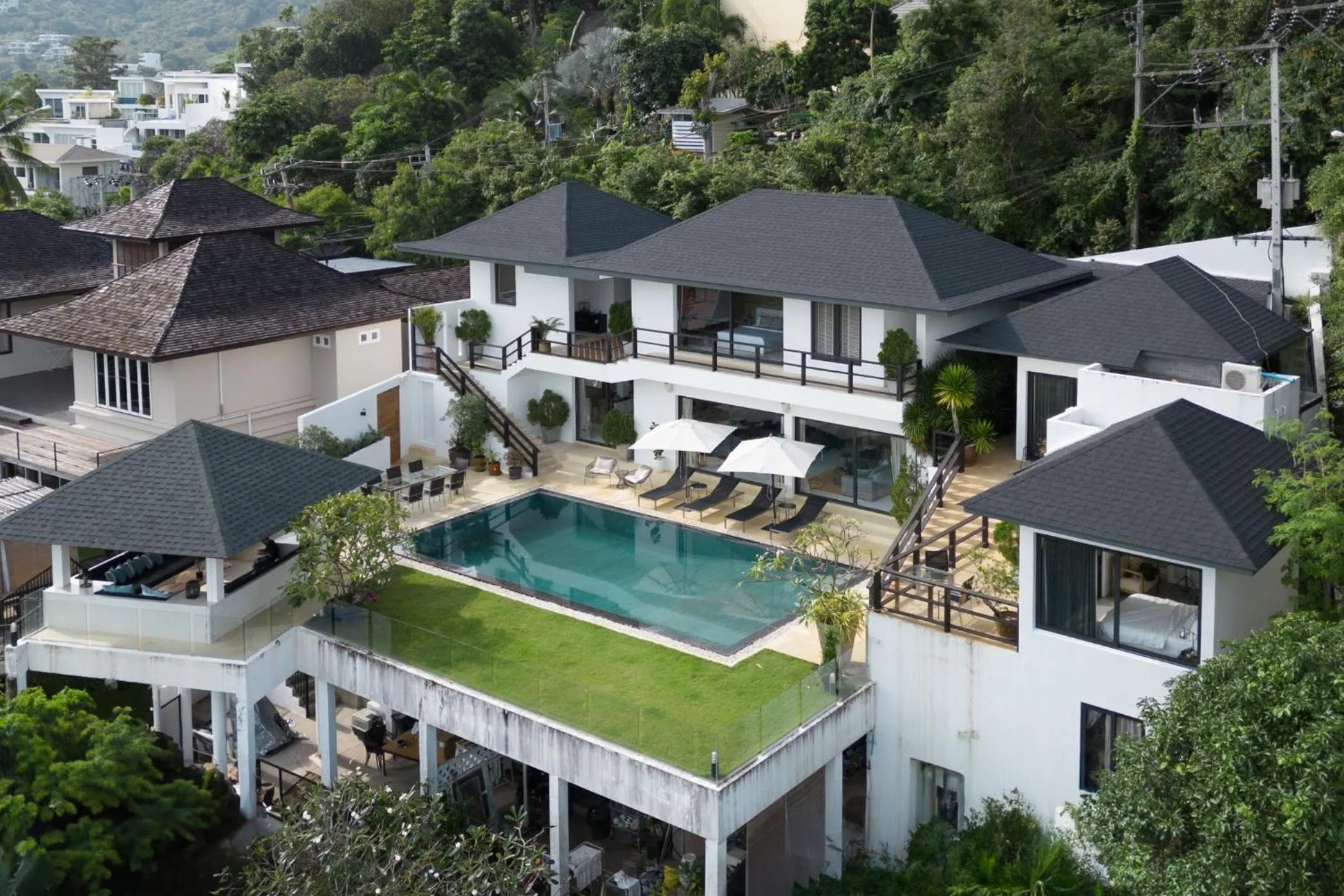 Bird's eye view in Villa Mullion Cove