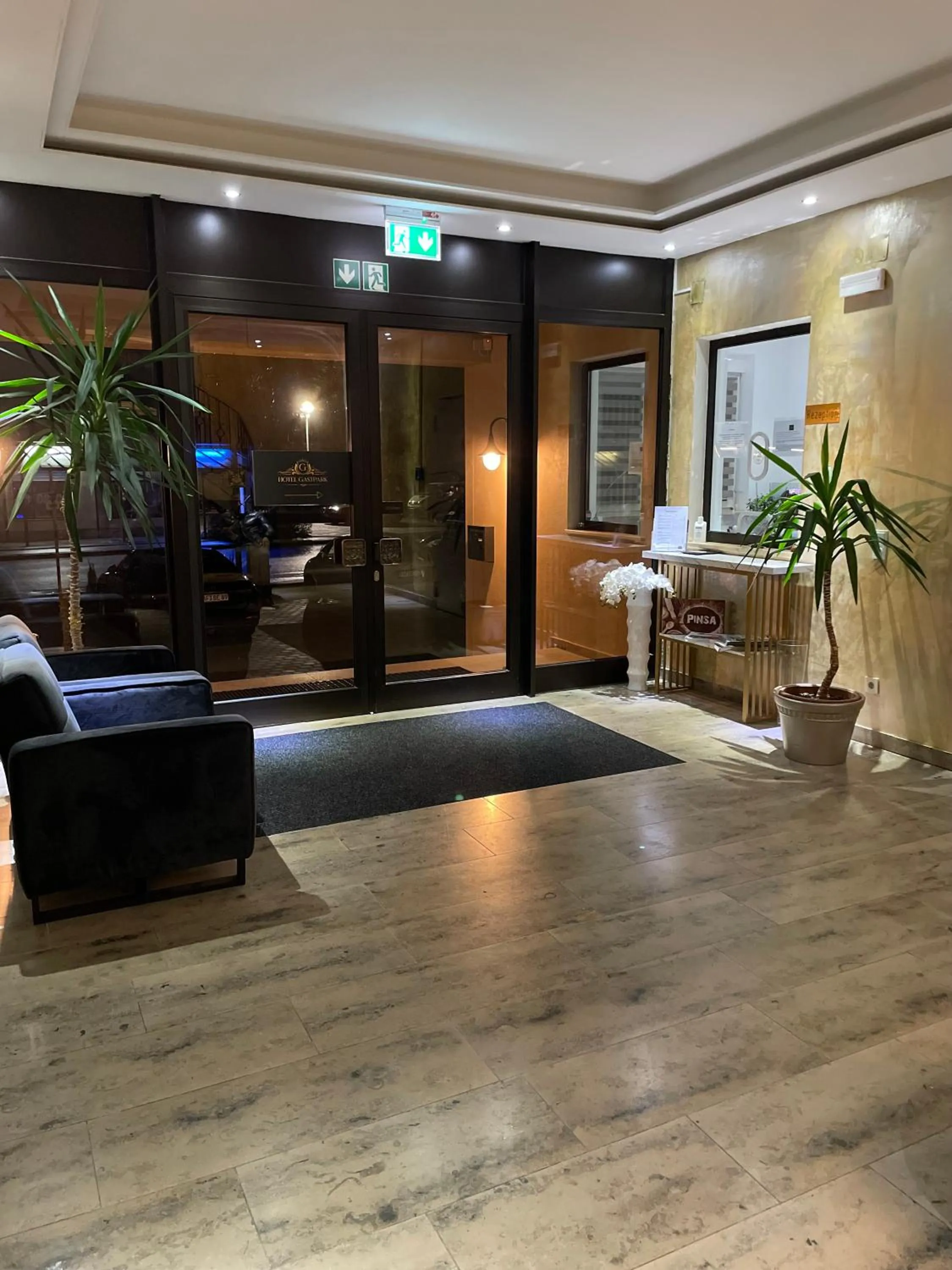 Lobby or reception in Gastpark Hotel