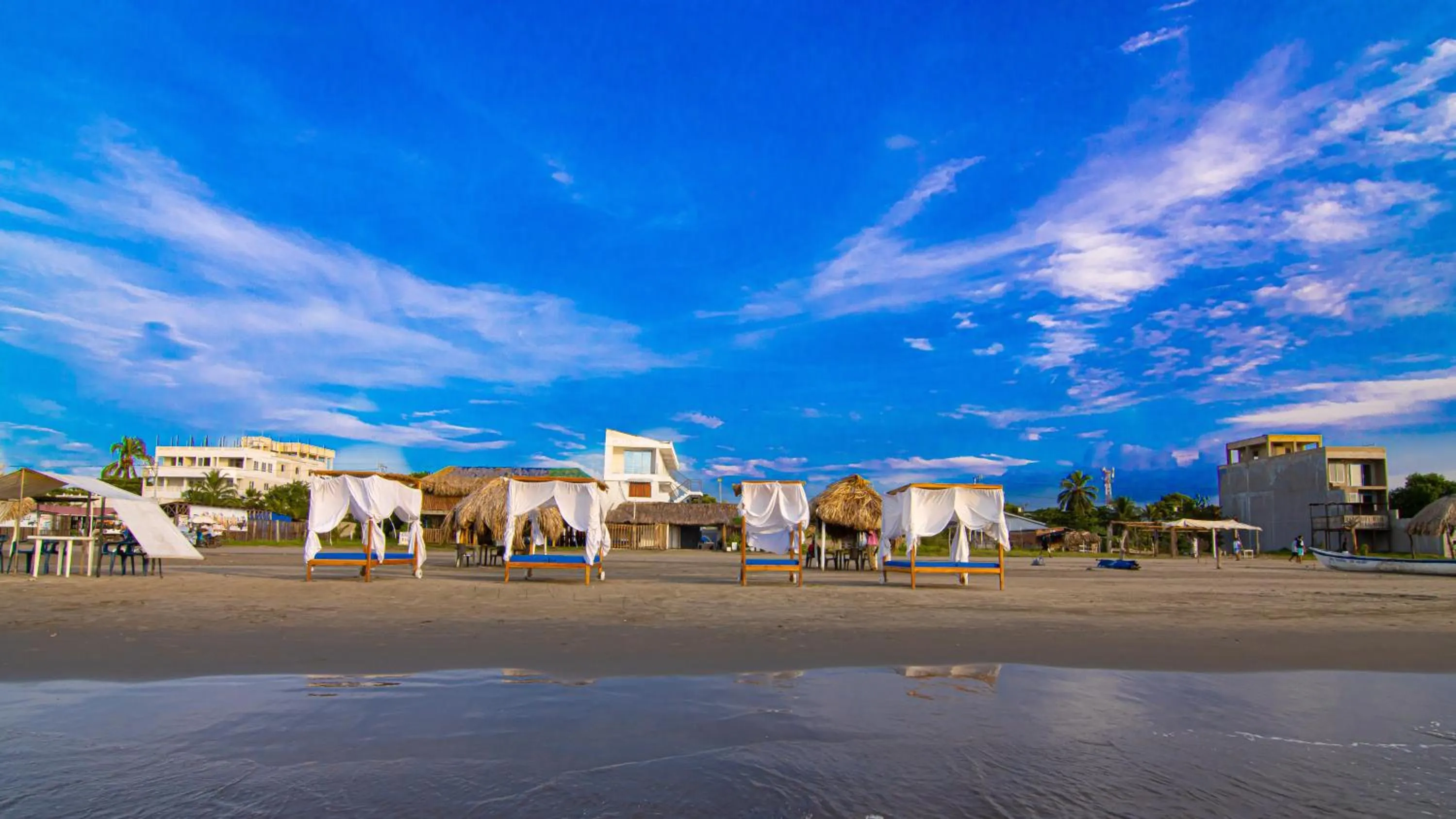 Beach in Casa Playa James