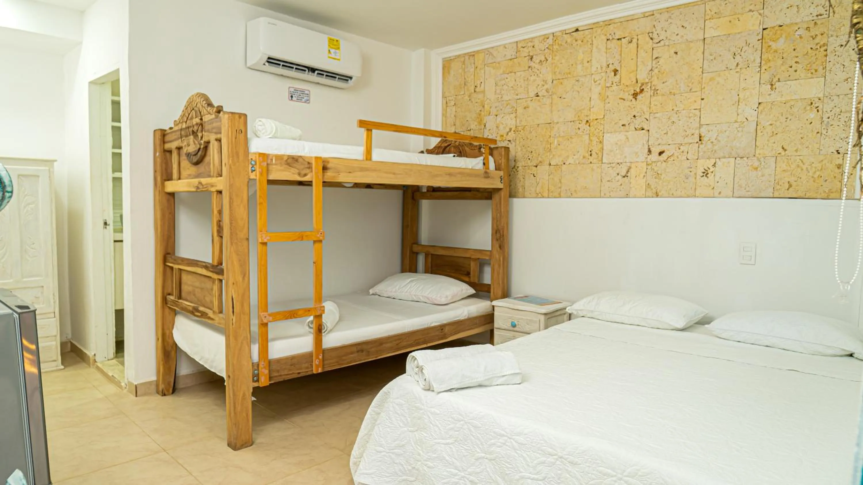 Bedroom, Bed in Casa Playa James