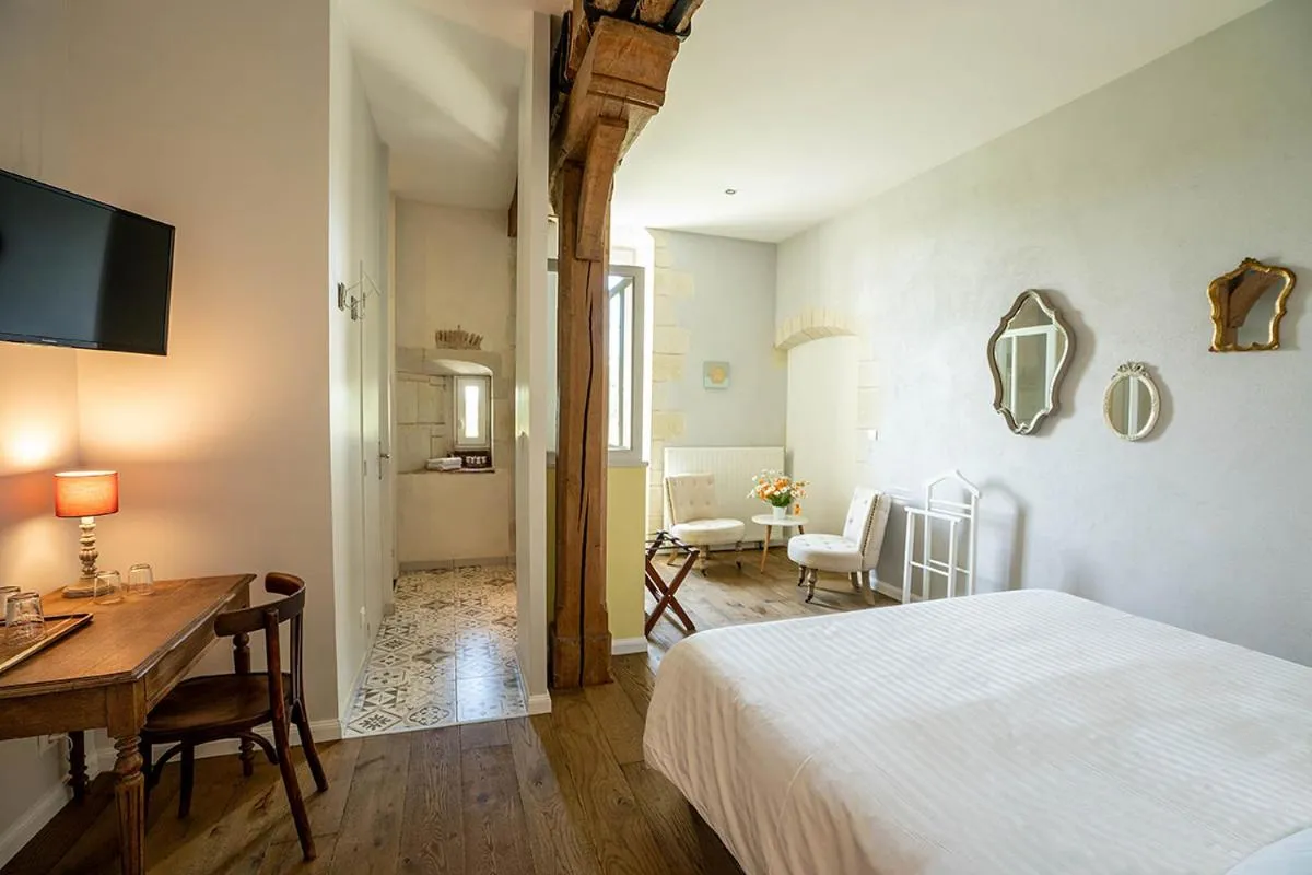 Photo of the whole room, Bed in Château de la Garnison