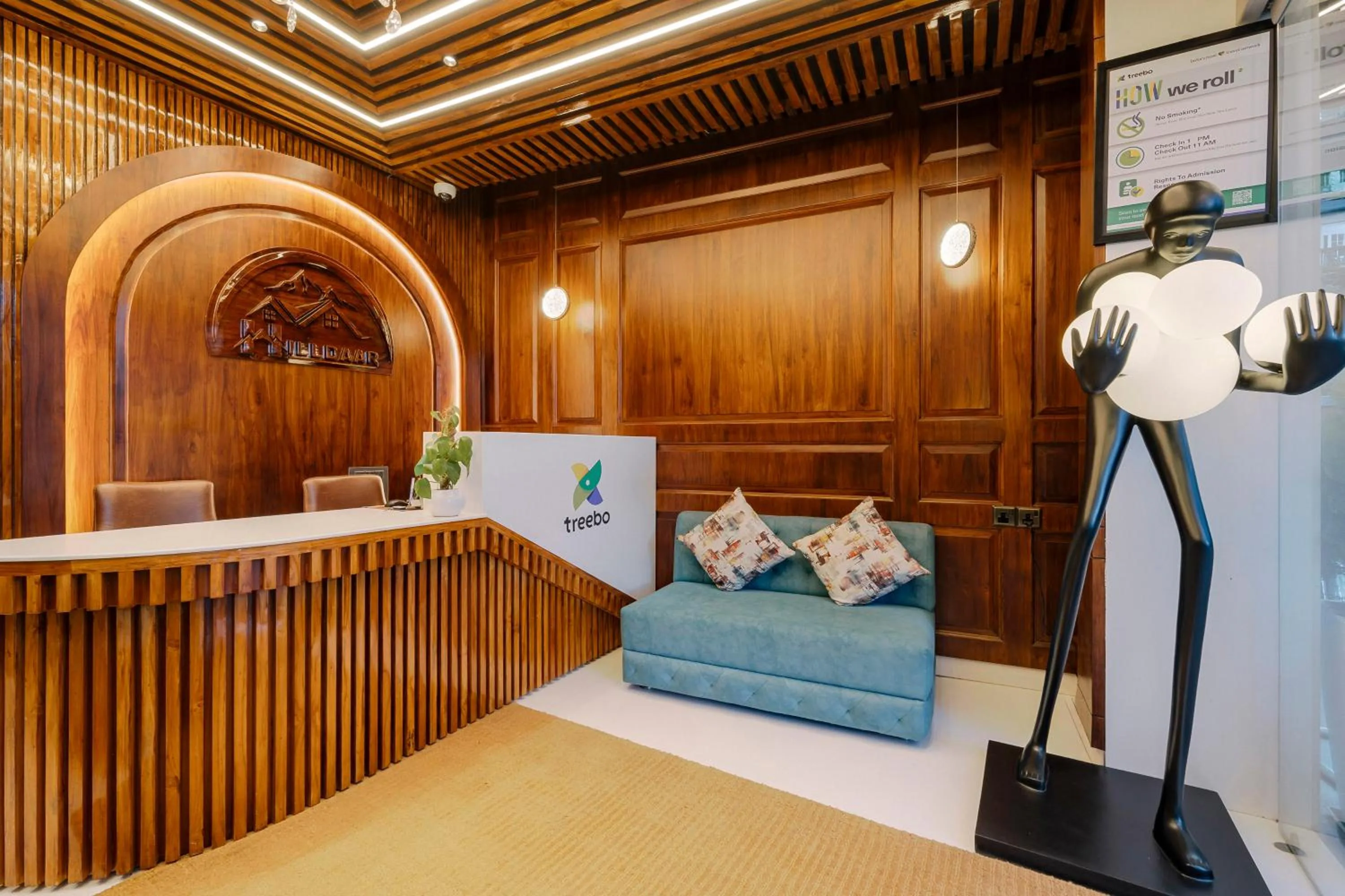 Lobby or reception in Treebo Hilldaar Dalhousie