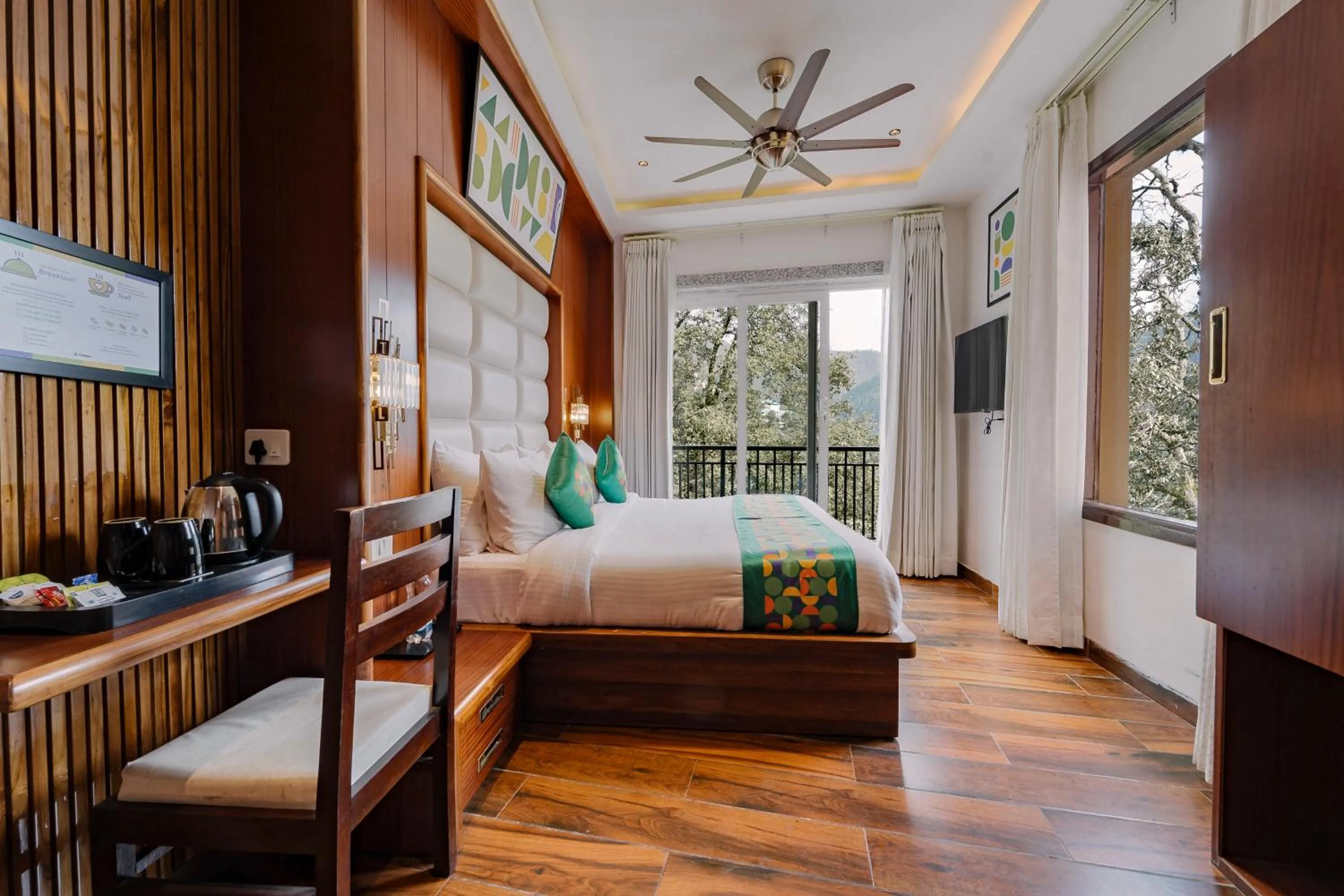 Bedroom, Bed in Treebo Hilldaar Dalhousie