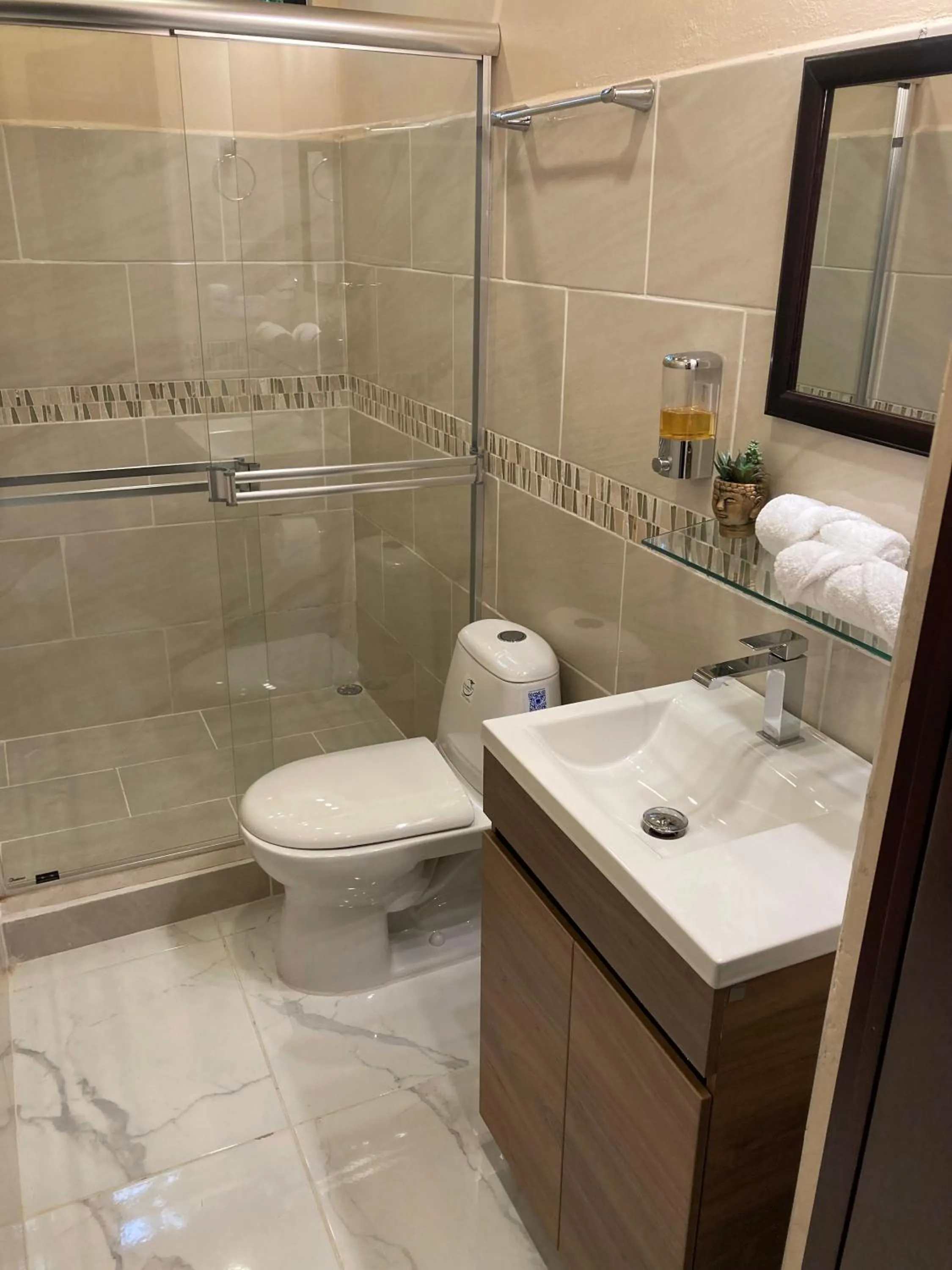 Bathroom in Mountain Top Park Hotel