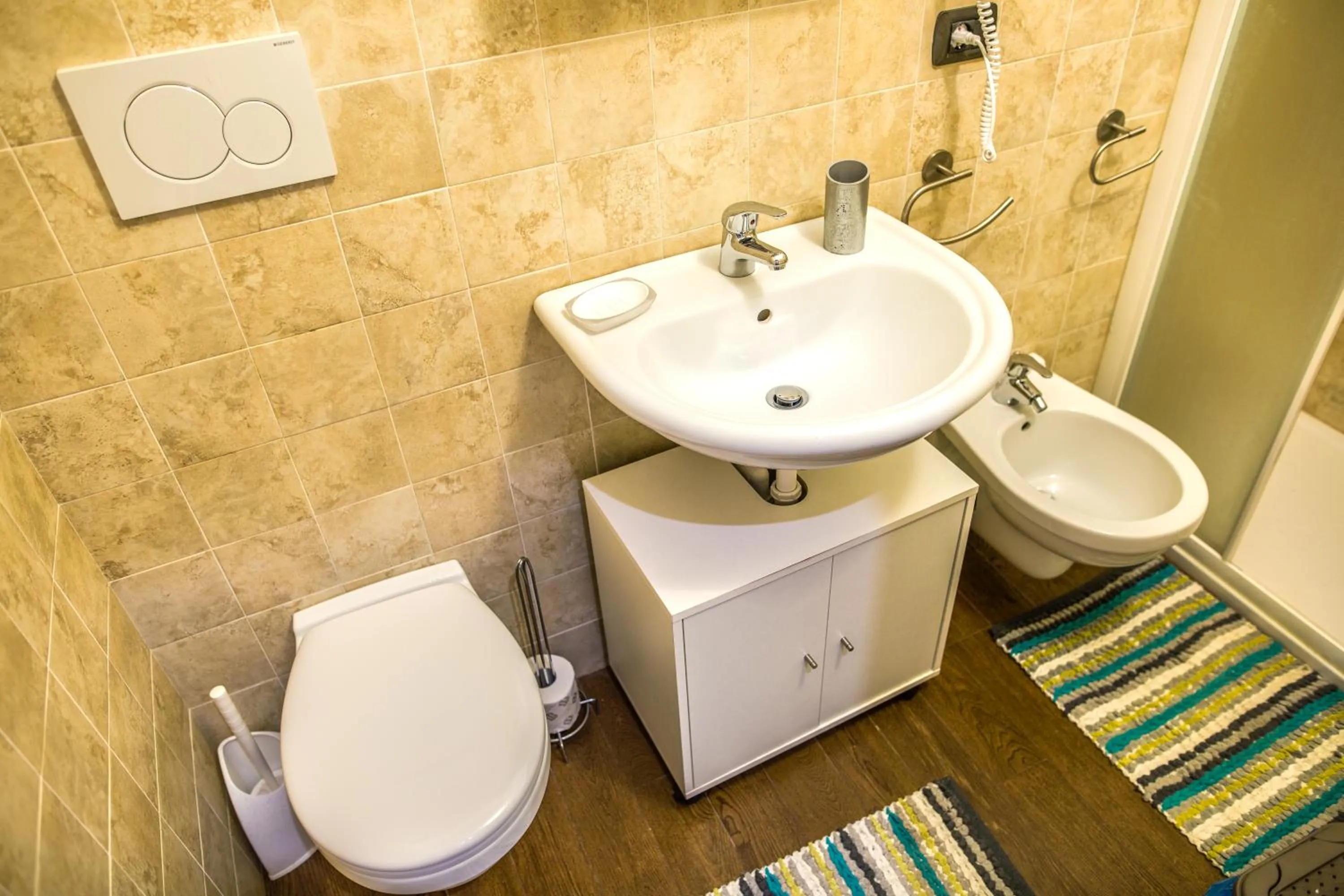 Bathroom in Art&Coffee