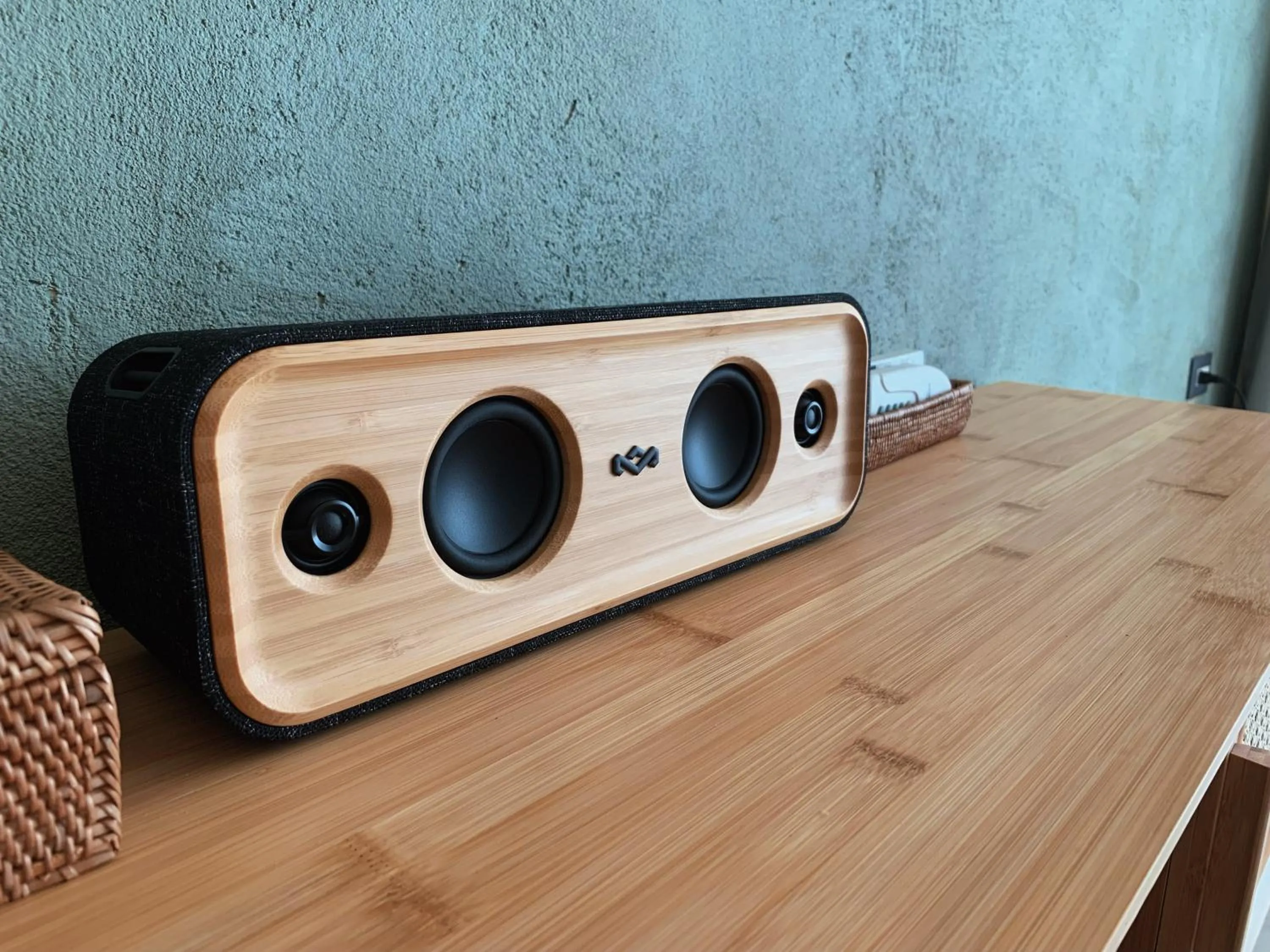 TV and multimedia in The Deer Head Inn