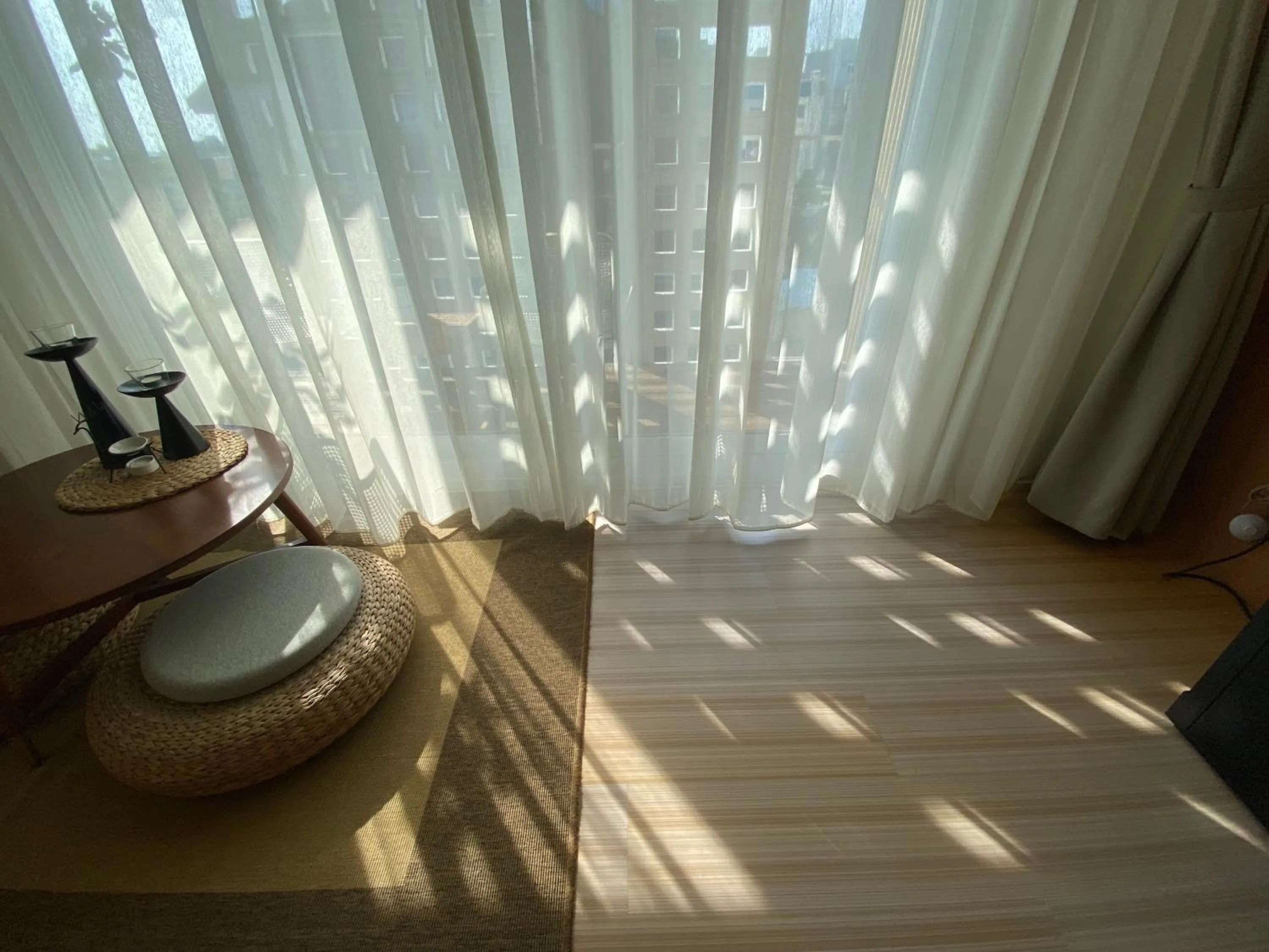 Decorative detail in The Deer Head Inn