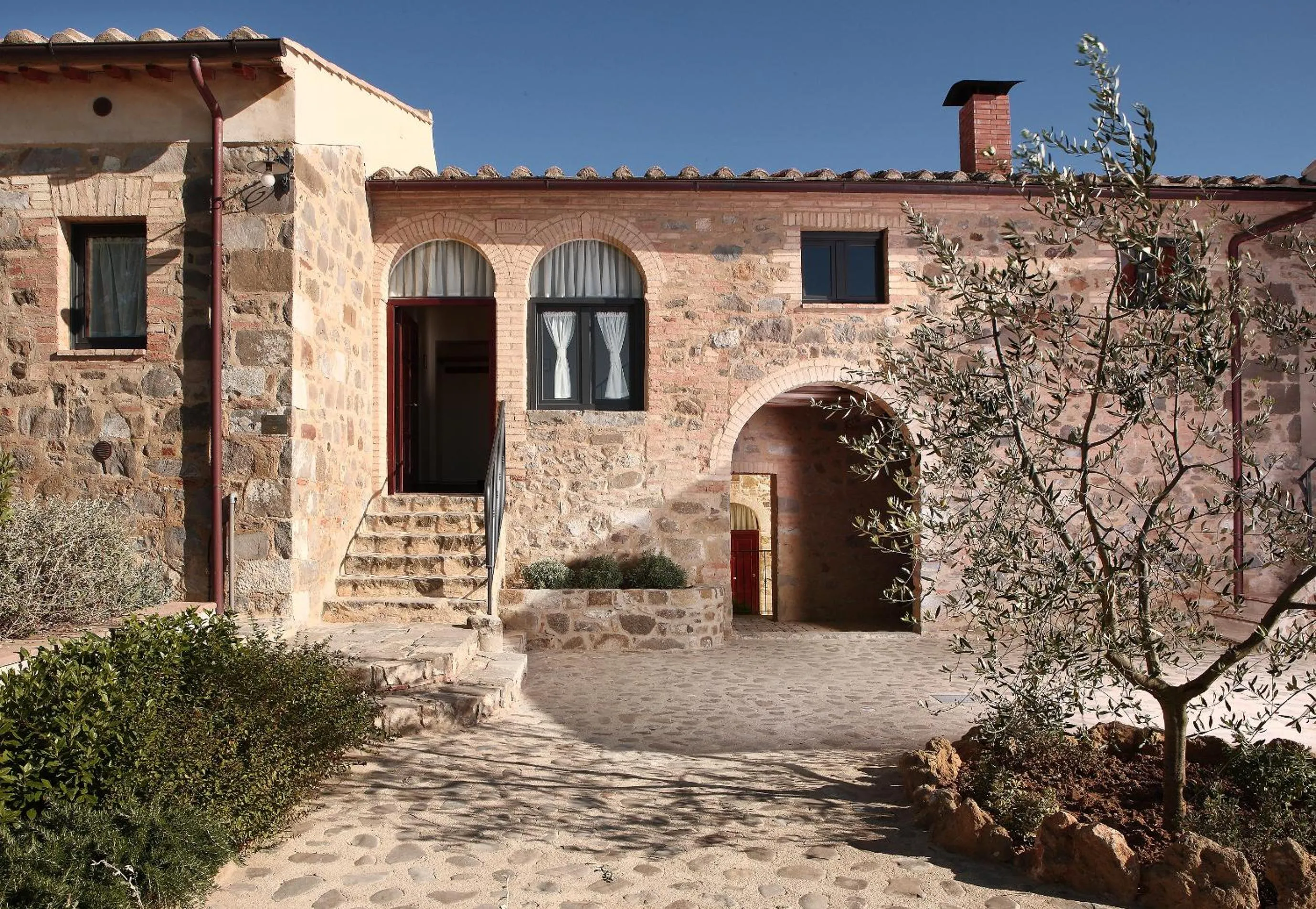 Facade/entrance in Agriturismo Il Poggione