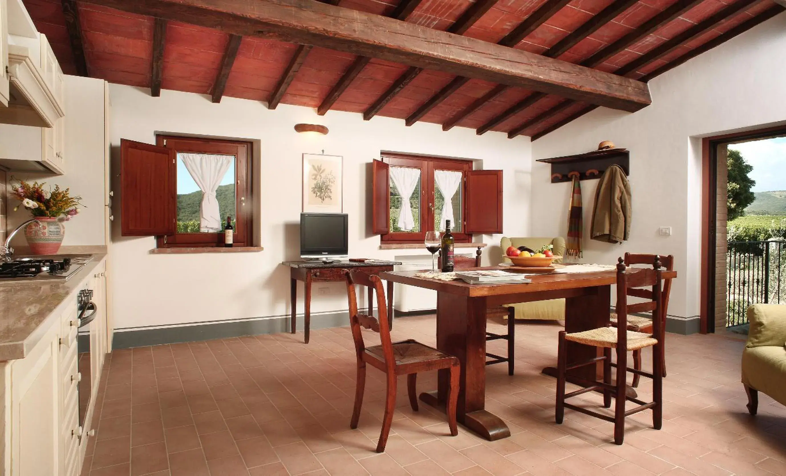 Three-Bedroom Apartment (5 Adults) in Agriturismo Il Poggione Three-Bedroom Apartment (5 Adults) in Agriturismo Il Poggione