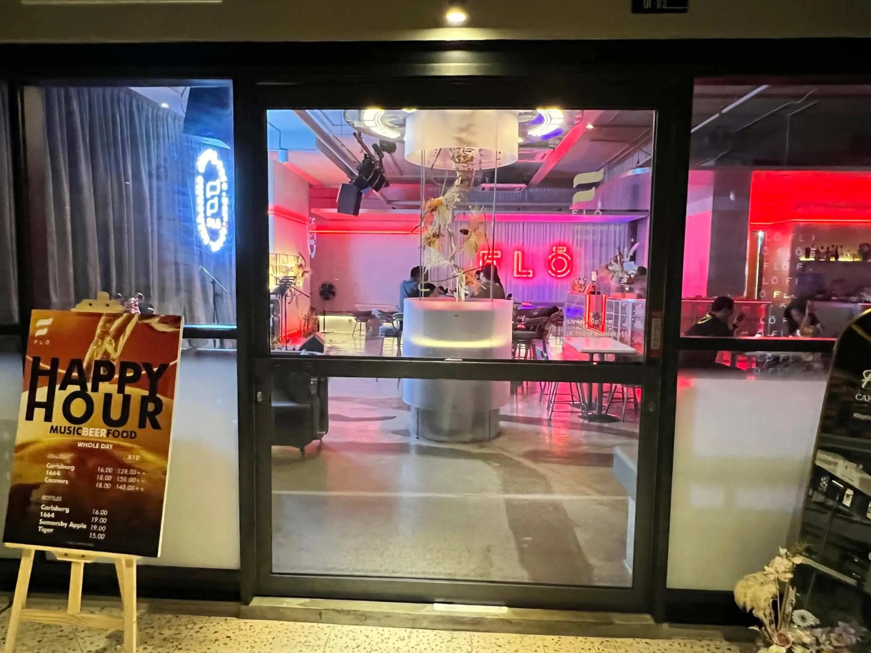 Restaurant/places to eat in Millerz Square