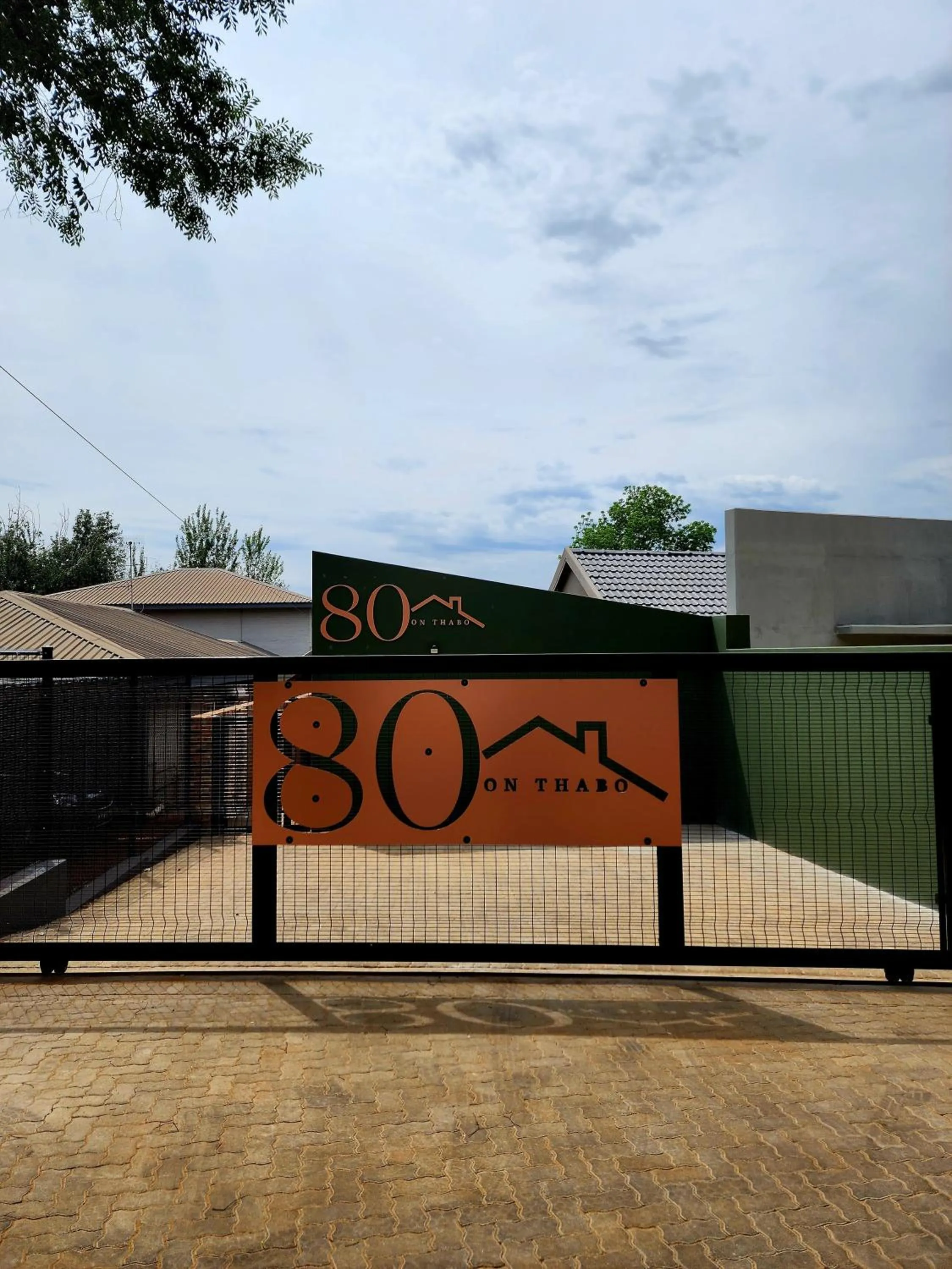 Property logo or sign in 80 on Thabo