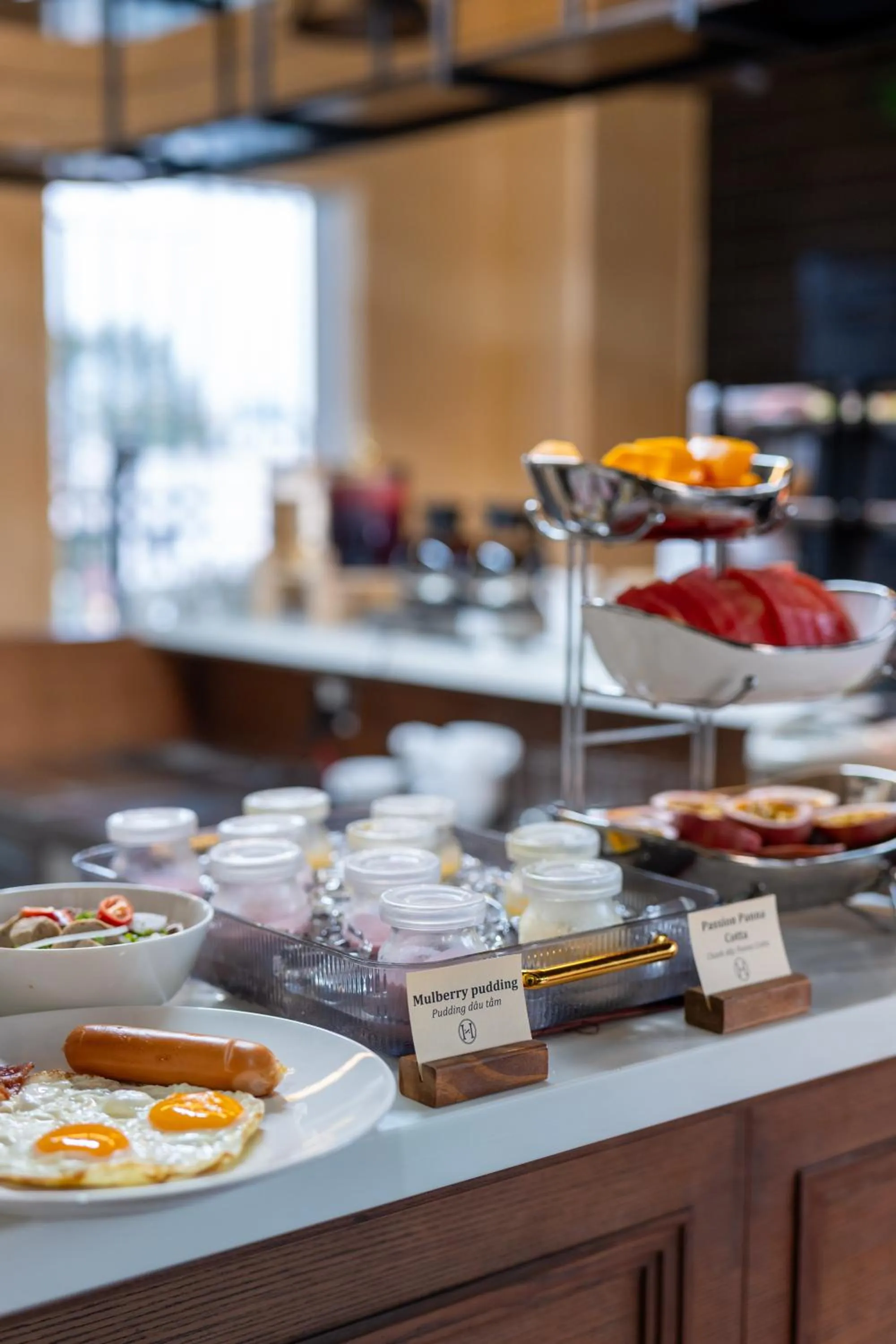 Restaurant/places to eat in Hato Saigon Boutique Hotel & Rooftop