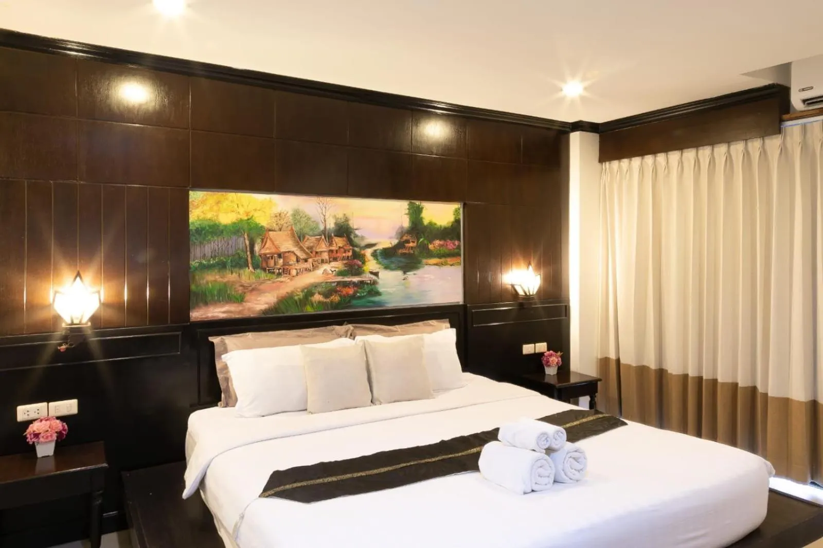 Bed in Best Venue Hotel