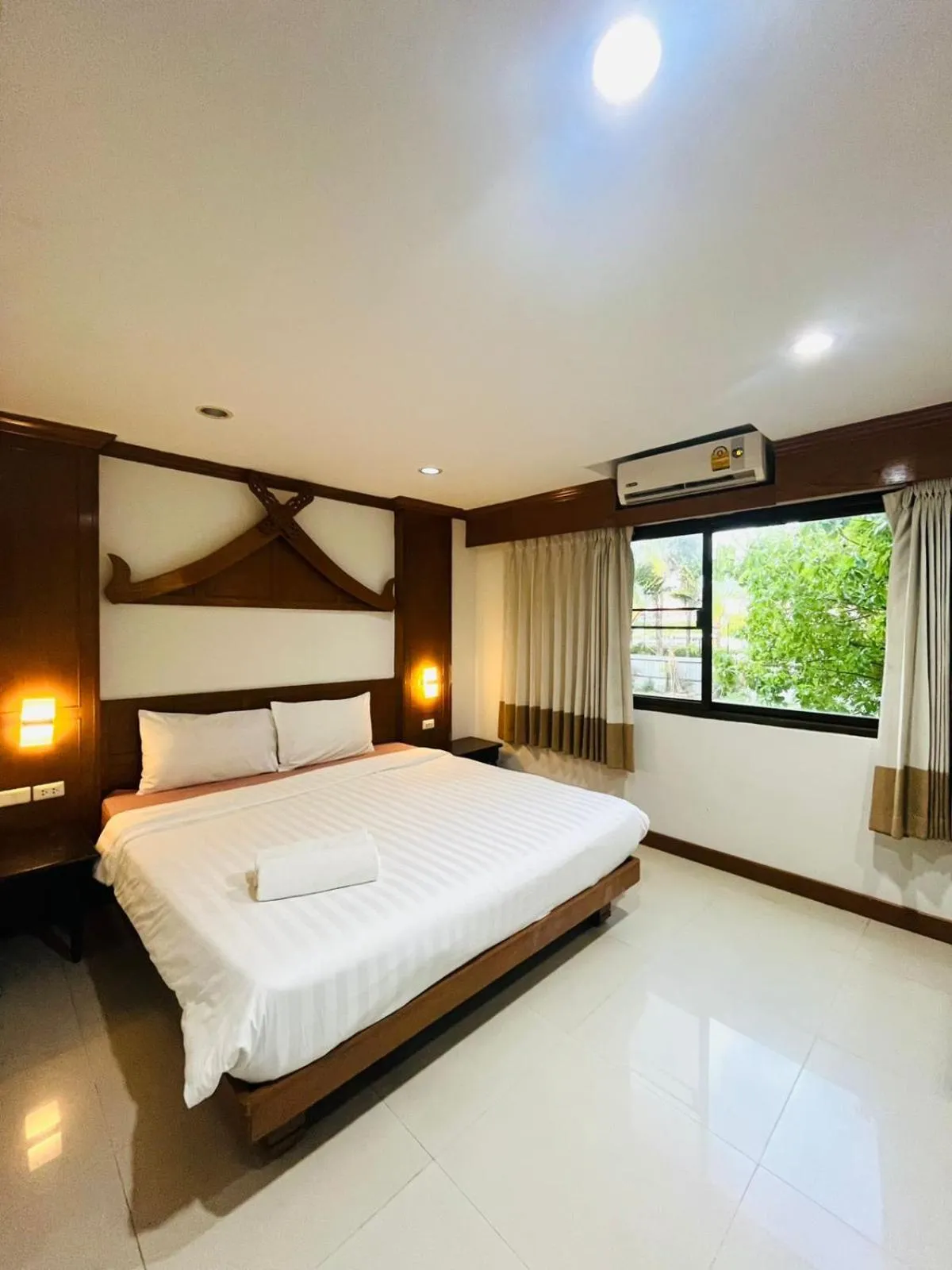 Bed in Best Venue Hotel