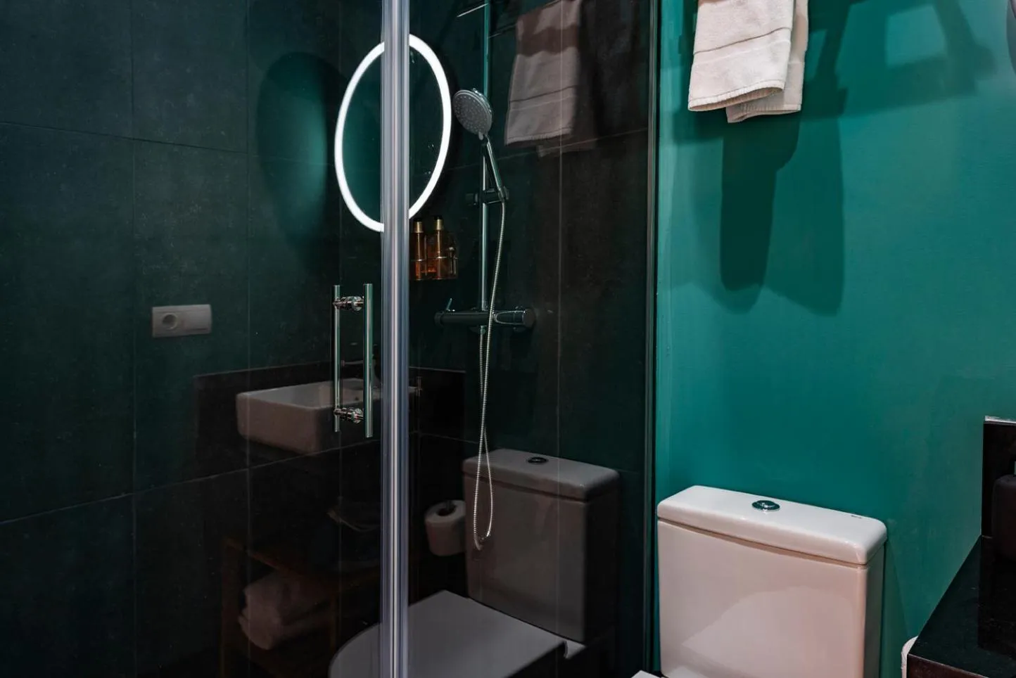 Bathroom in Slow Suites Salvador