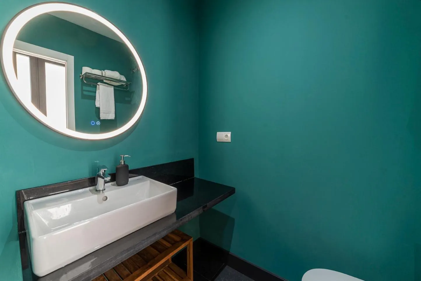 Bathroom in Slow Suites Salvador