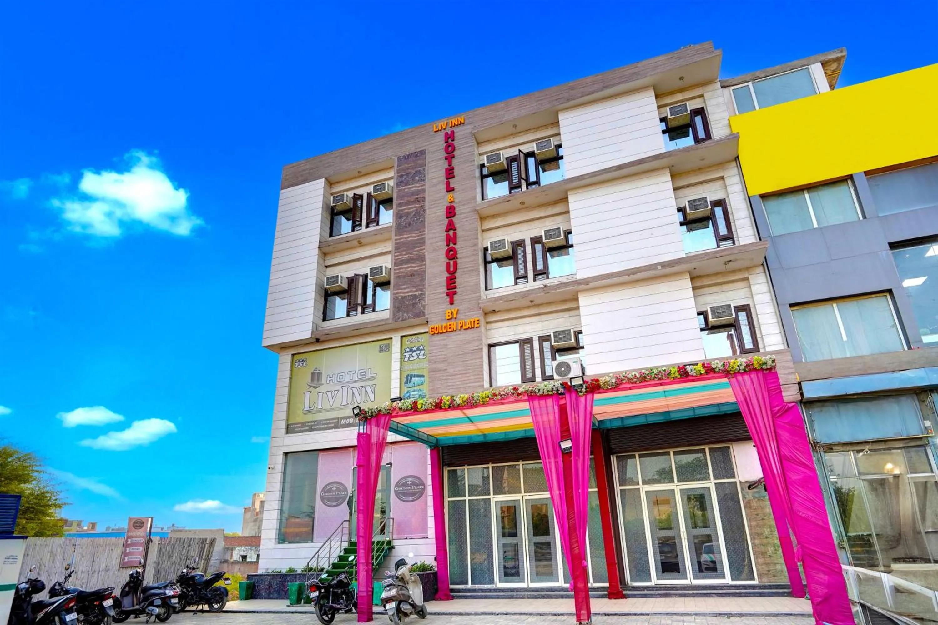 Facade/entrance in Collection O Liv Inn