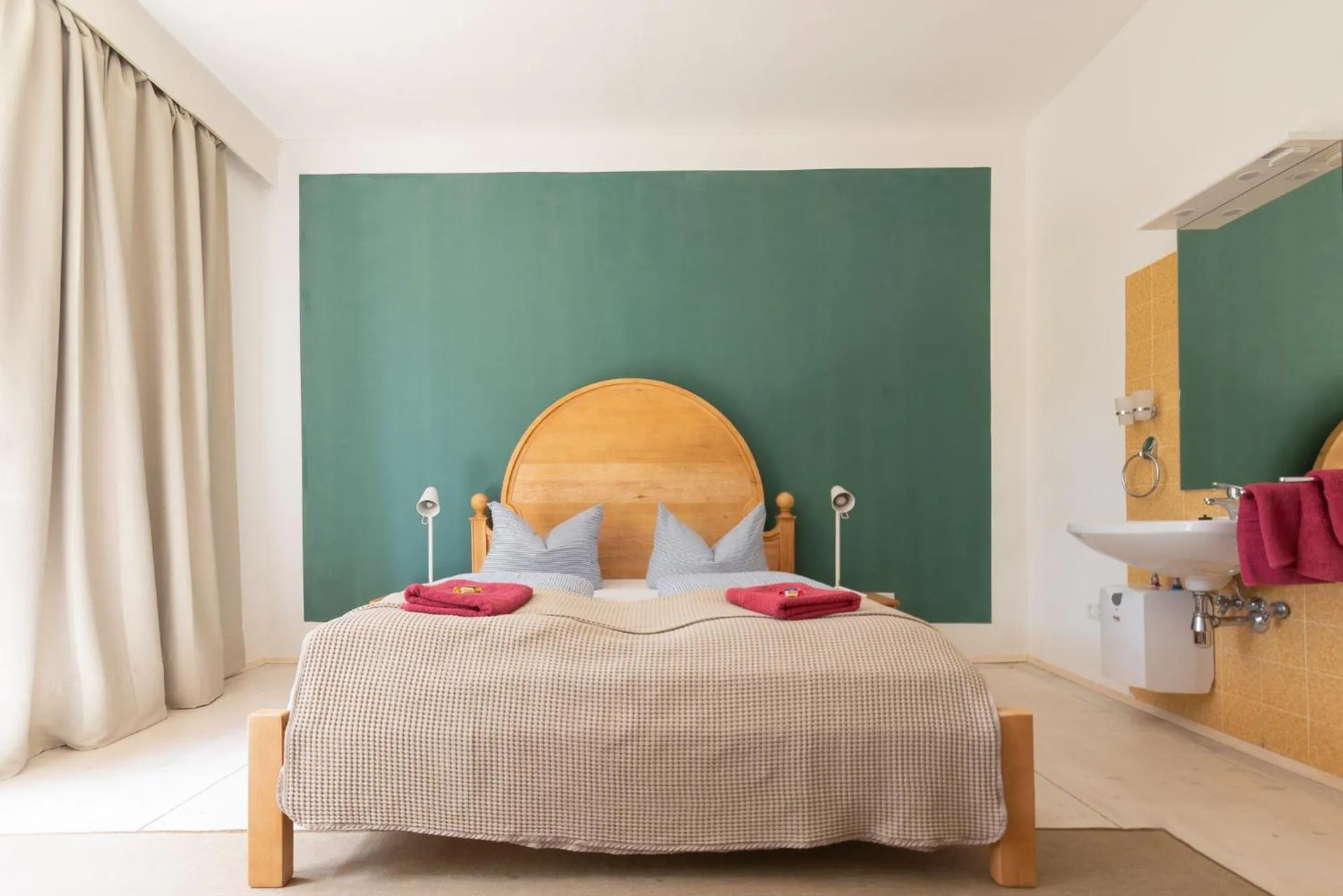 Absteige Innsbruck- Zentrale Ferienapartments