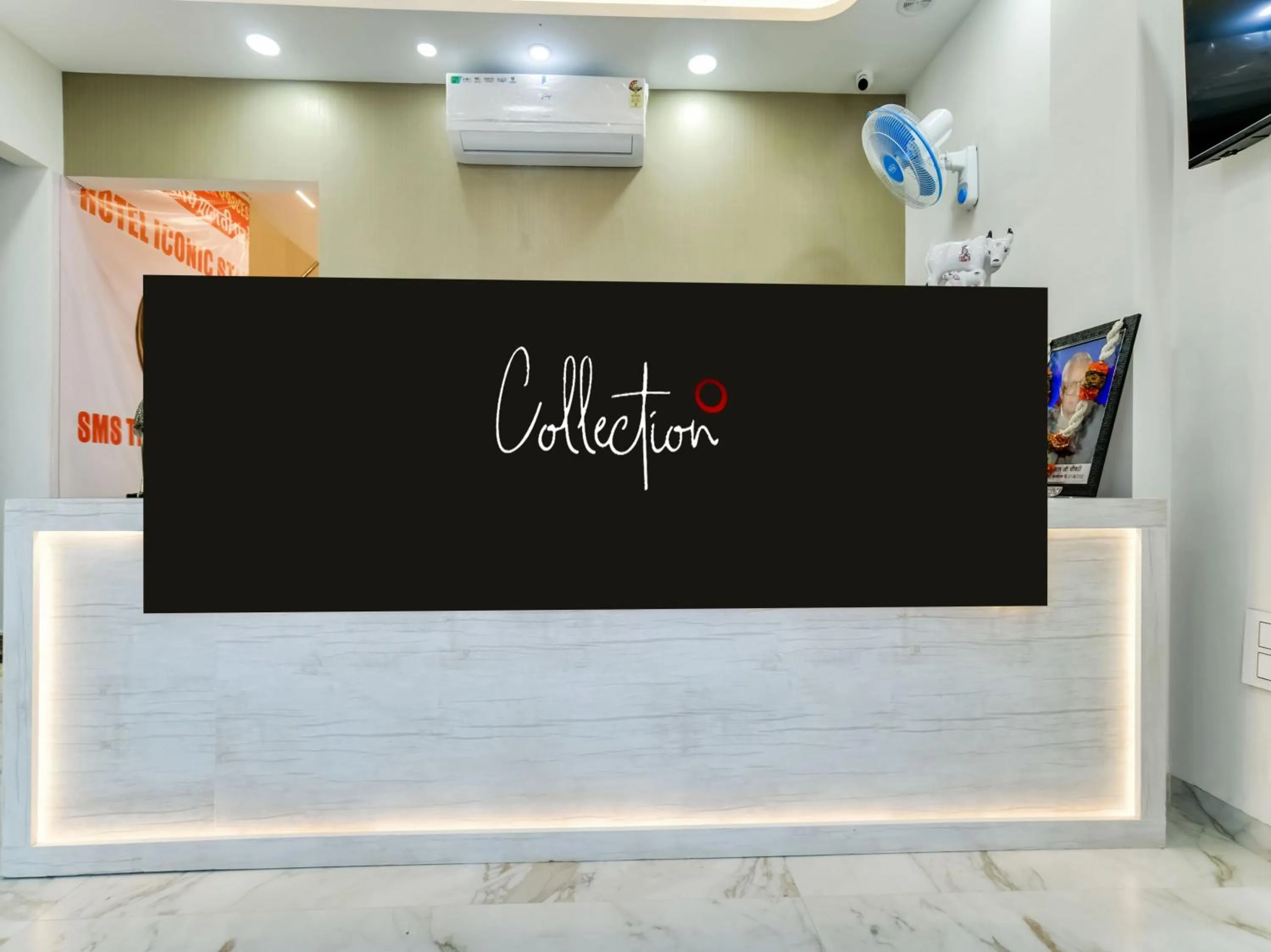 Lobby or reception in Hotel O Iconic Stay