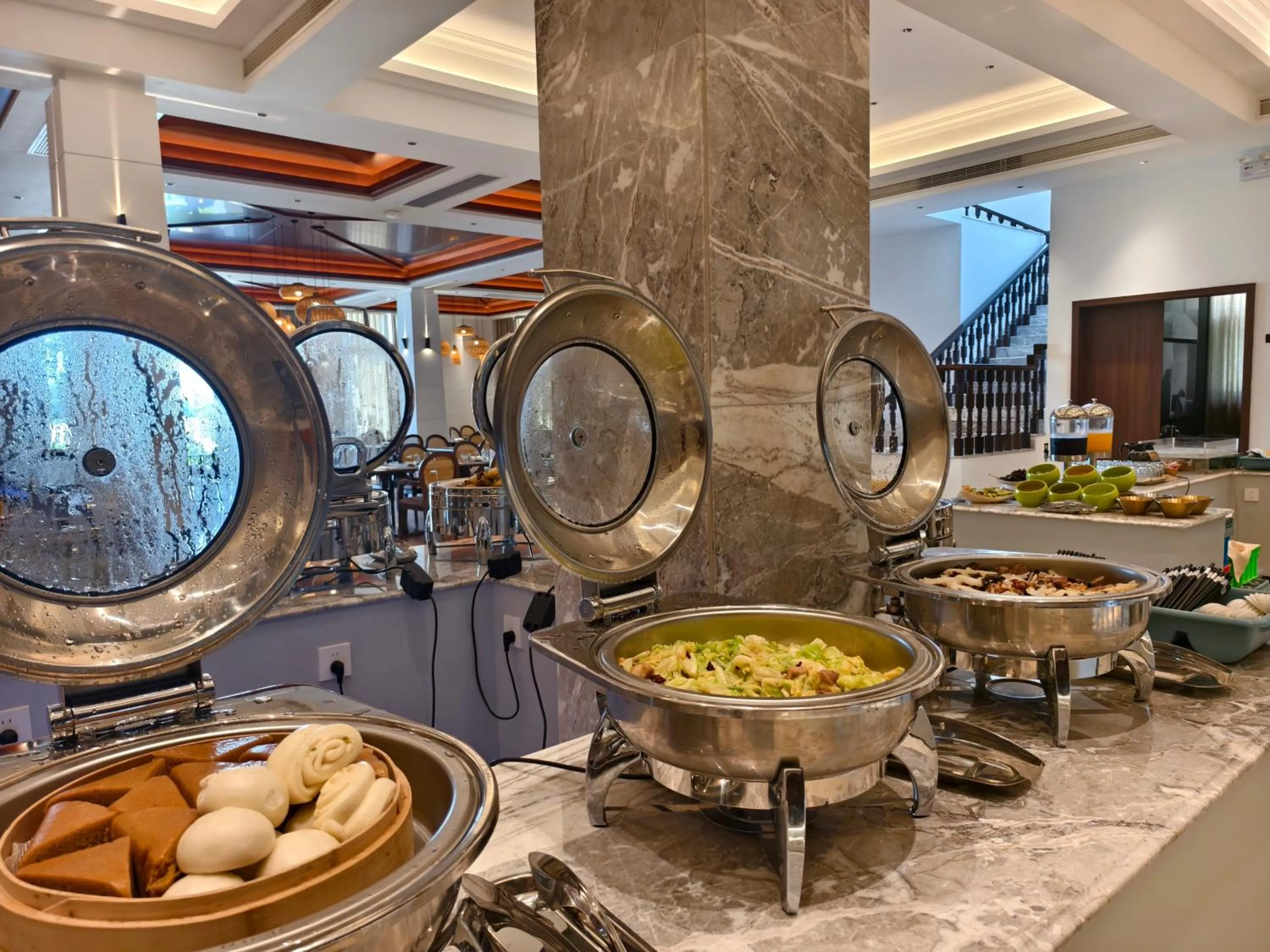 Restaurant/places to eat in MonMonBoutique Hotel