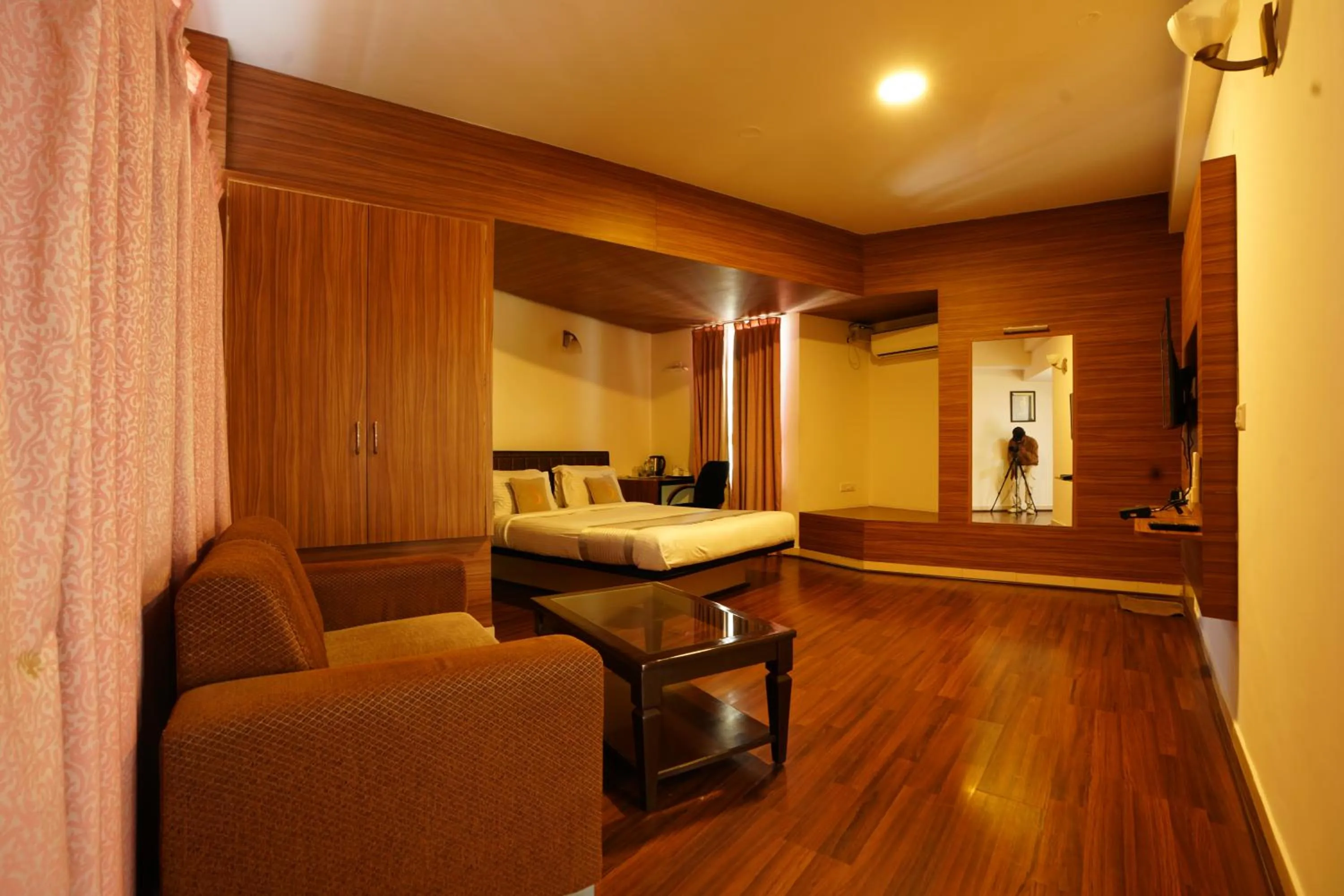 Hotel Grand Bee Bangalore