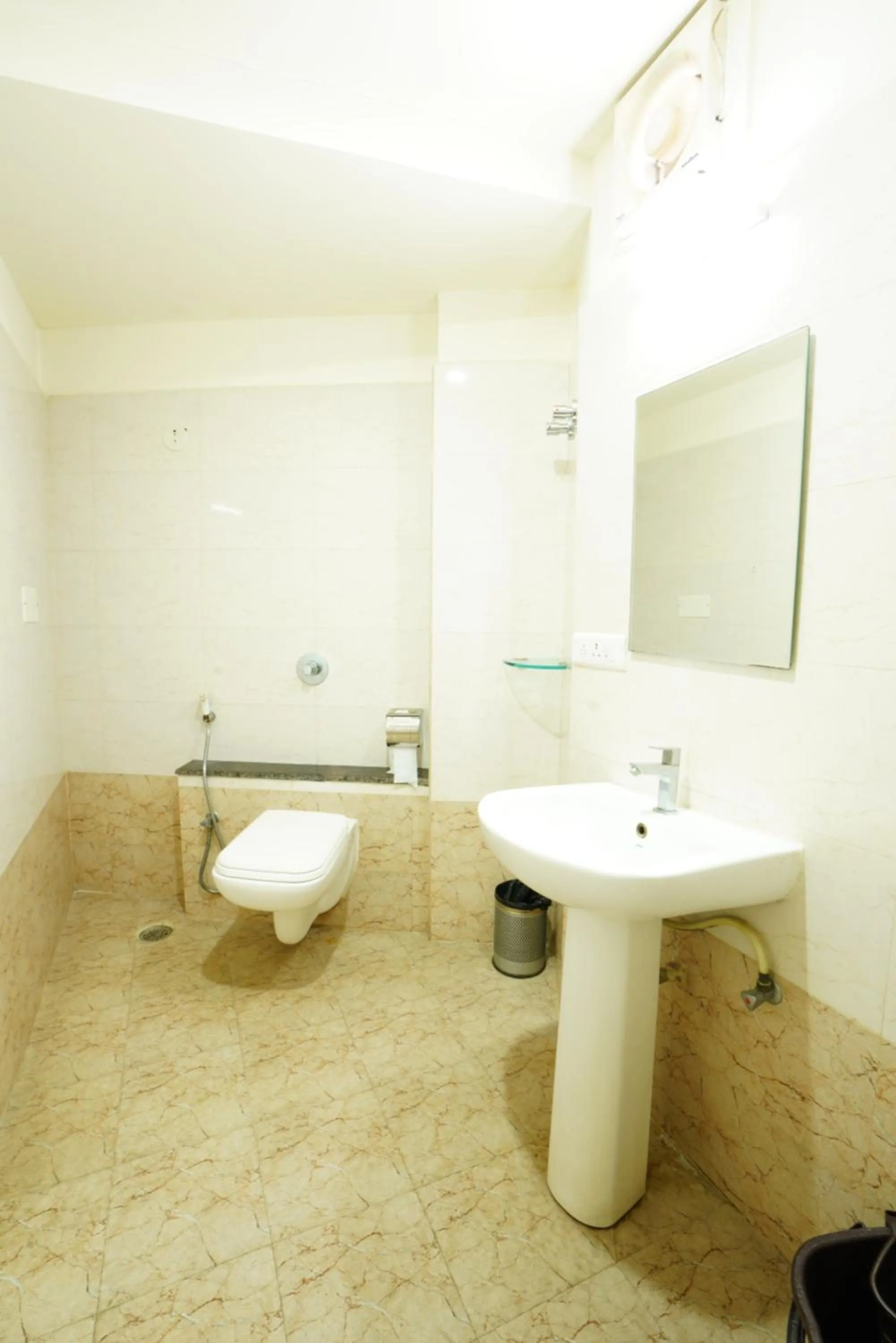 Hotel Grand Bee Bangalore