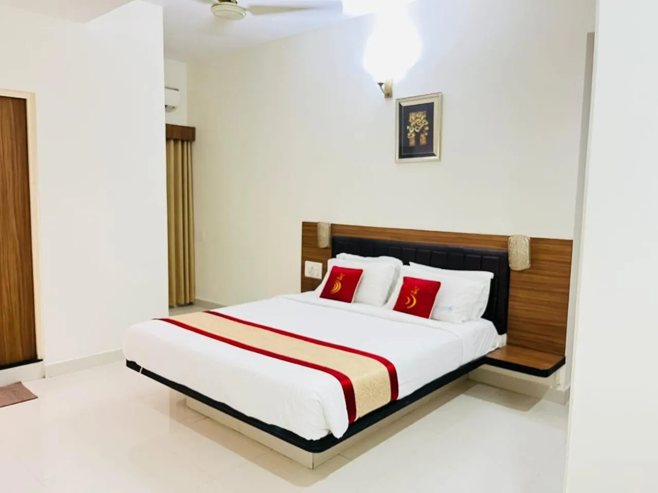 Hotel Grand Bee Bangalore