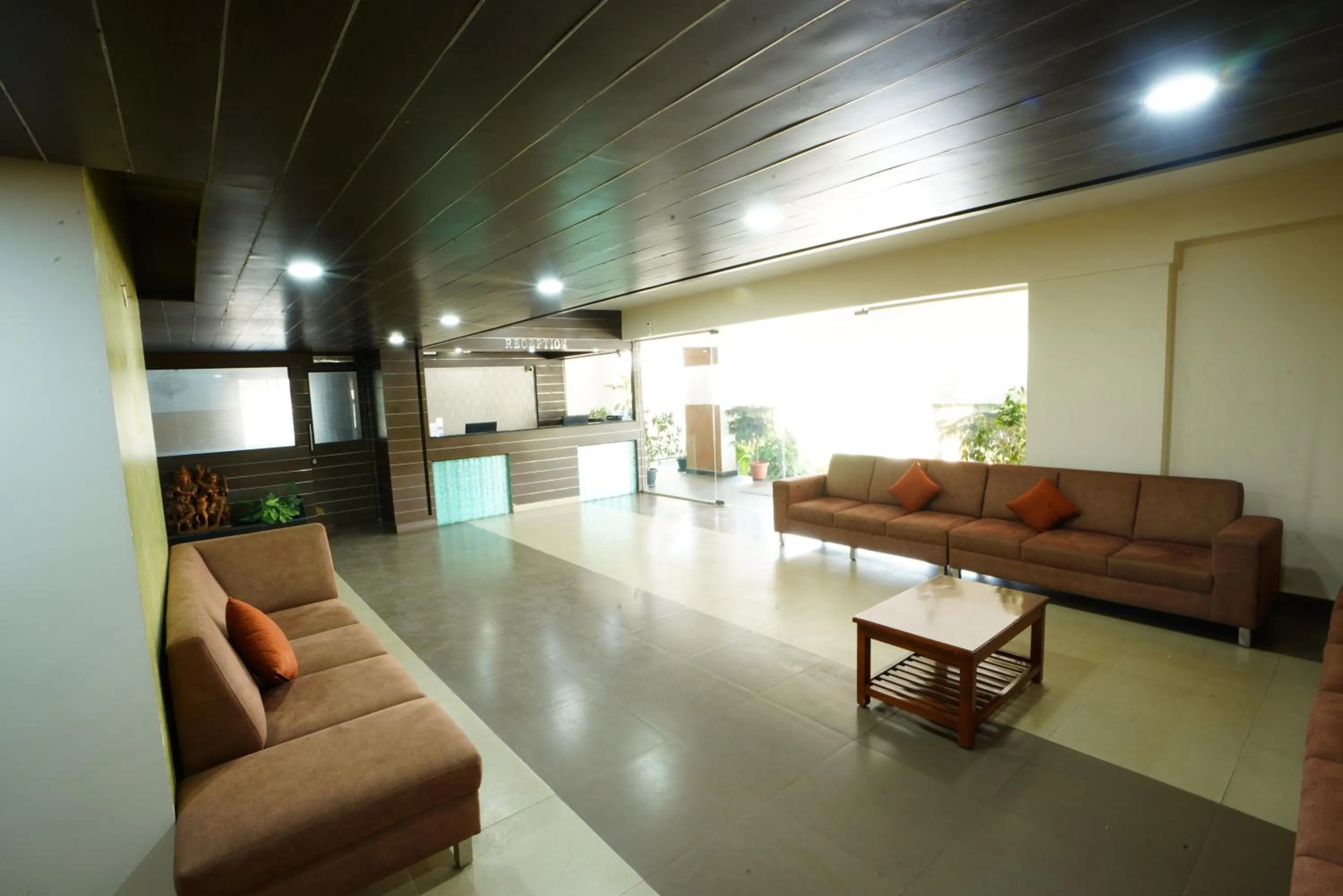 Hotel Grand Bee Bangalore