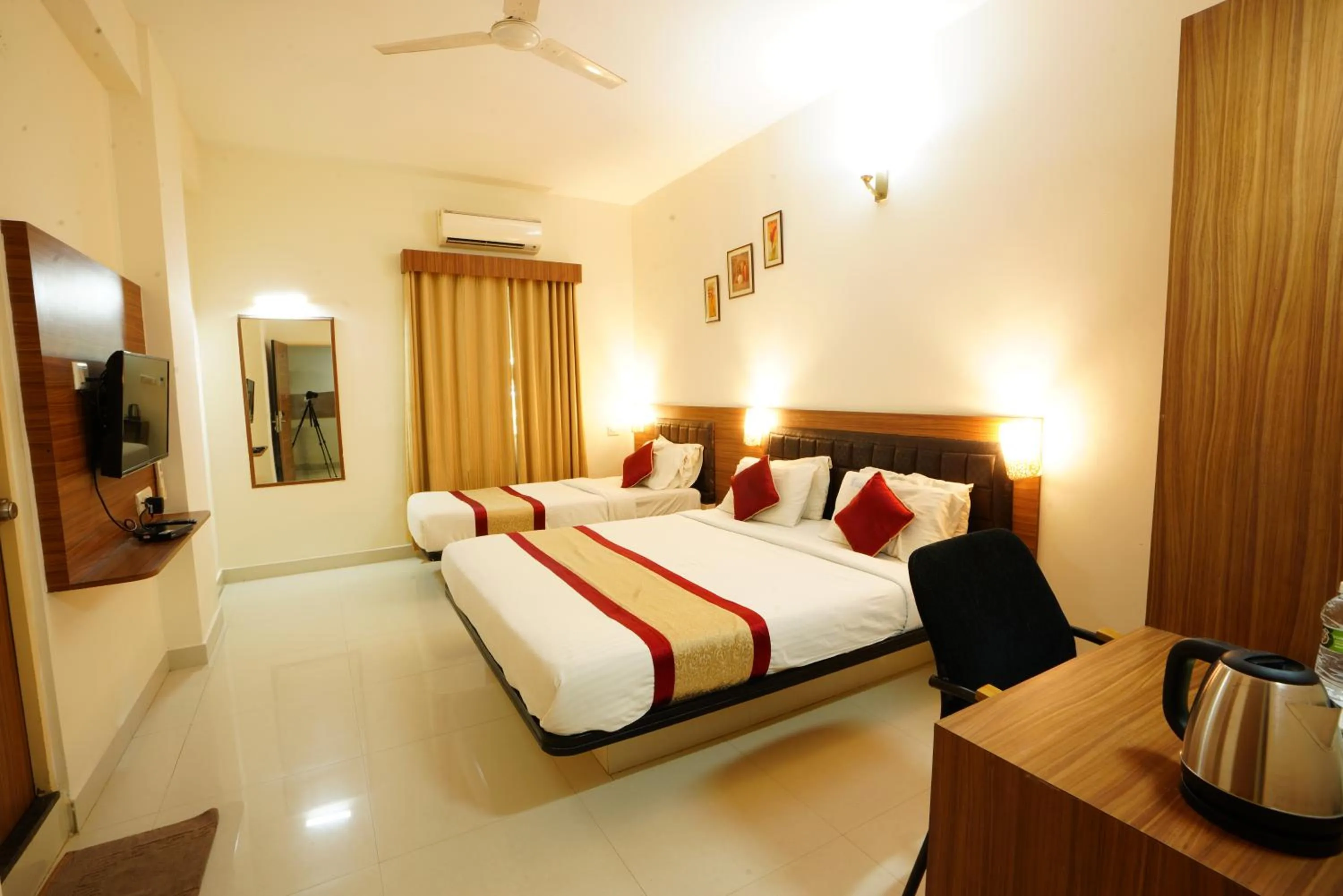 Hotel Grand Bee Bangalore