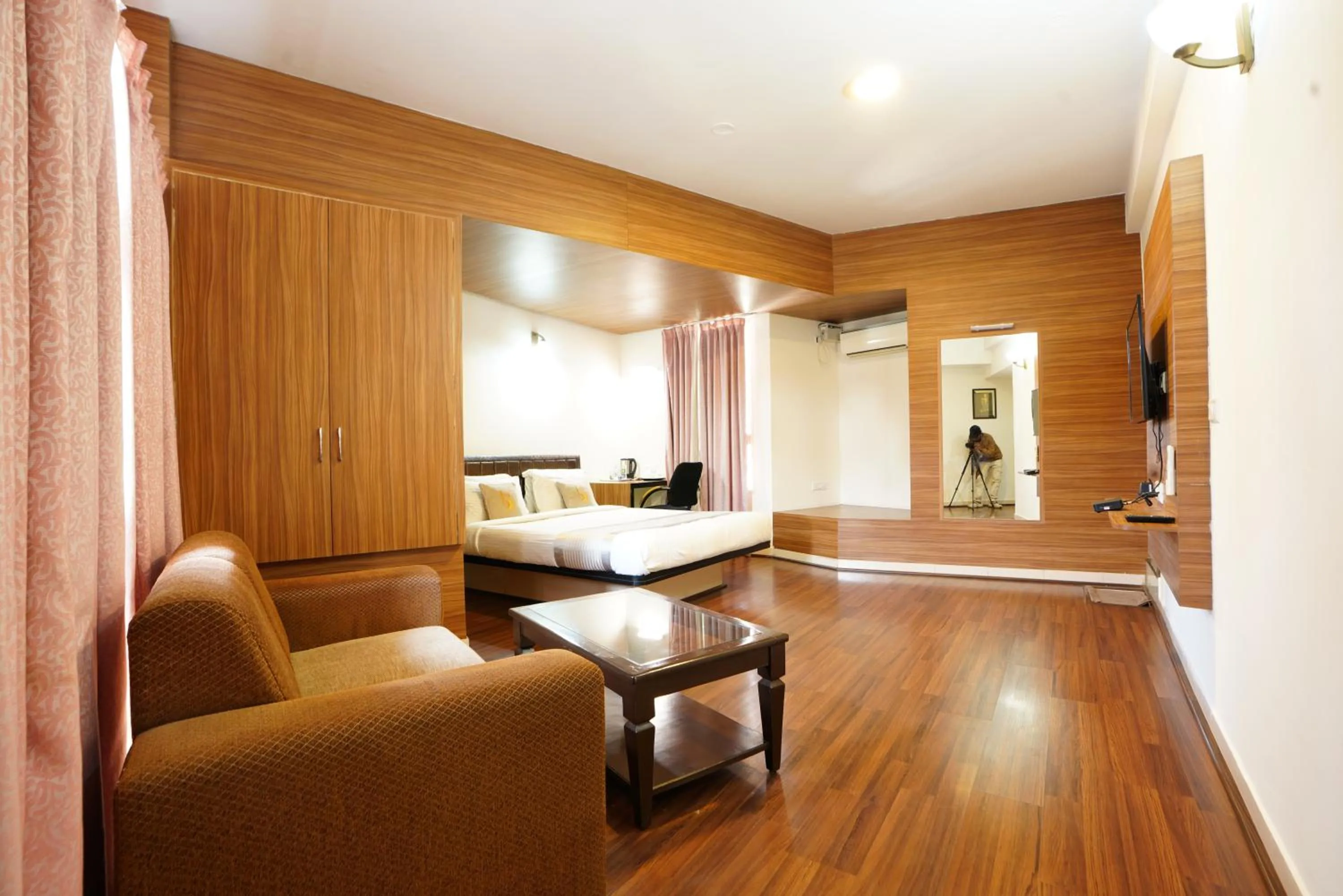 Hotel Grand Bee Bangalore