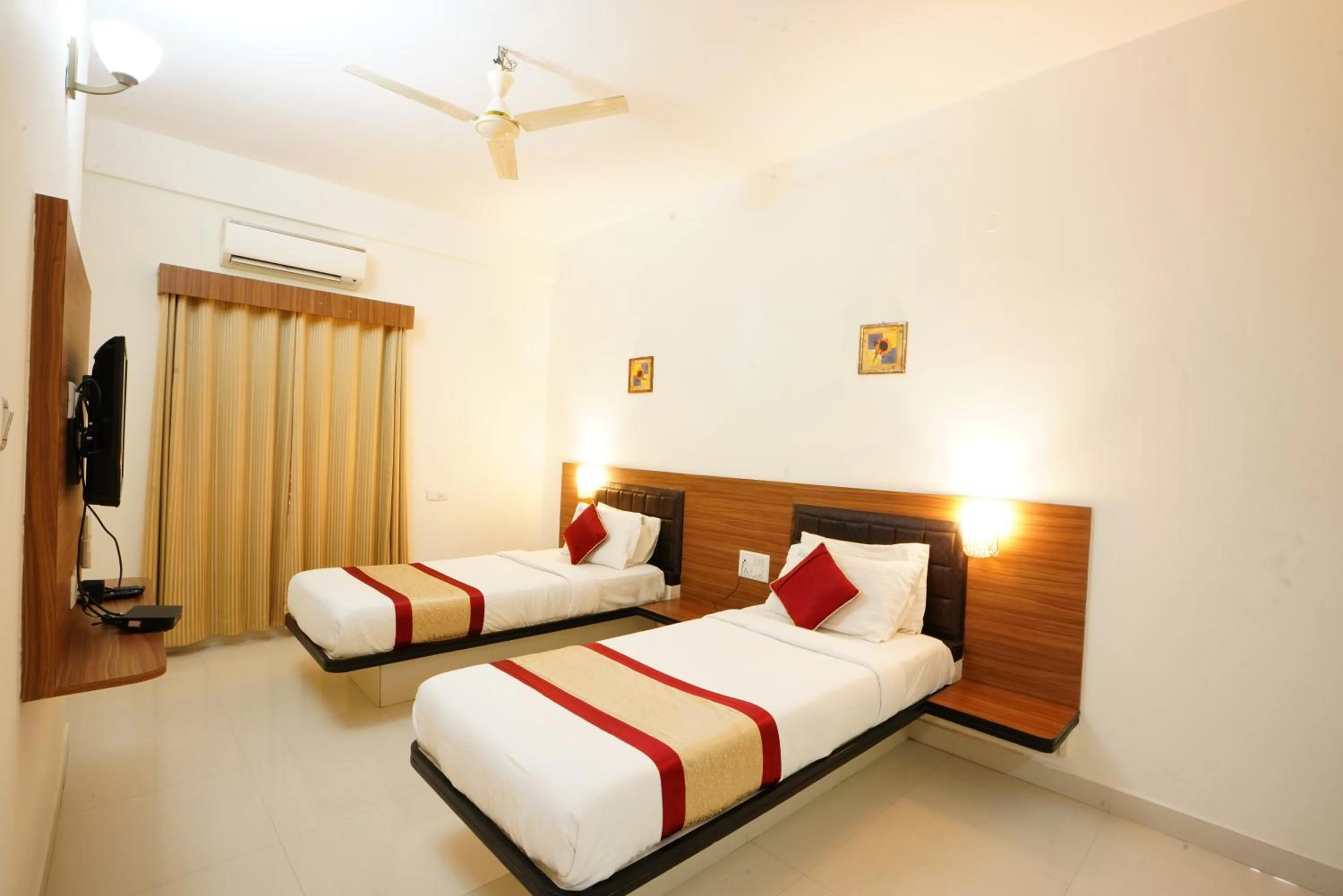 Hotel Grand Bee Bangalore