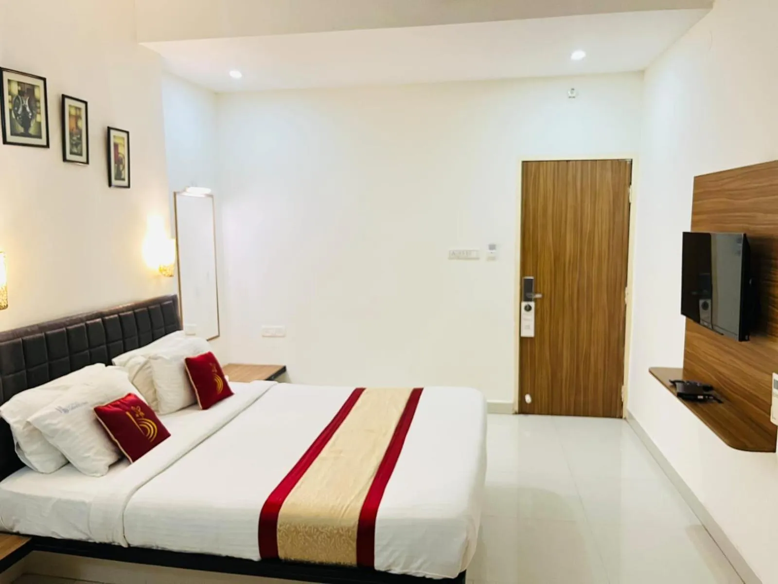 Hotel Grand Bee Bangalore