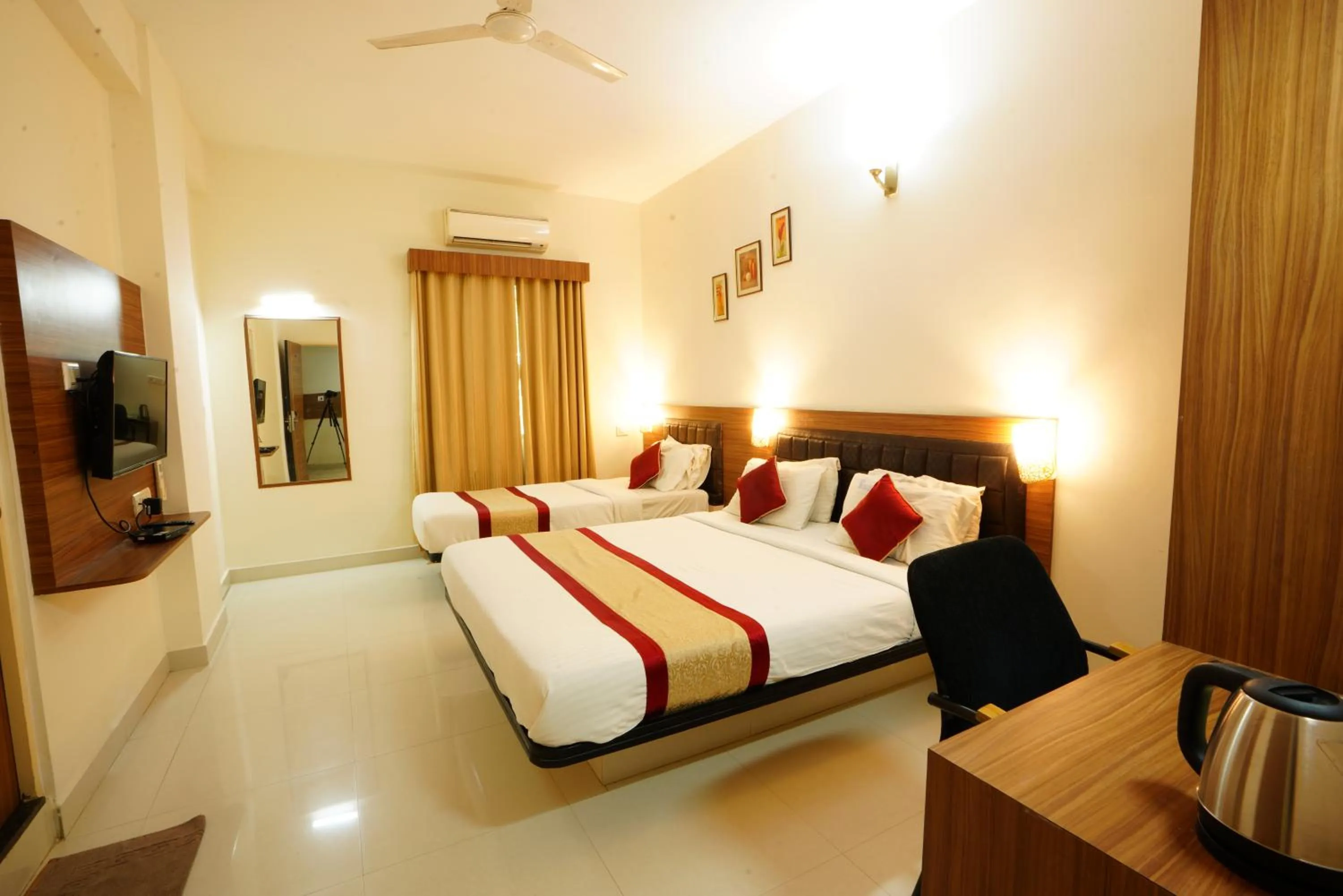 Hotel Grand Bee Bangalore