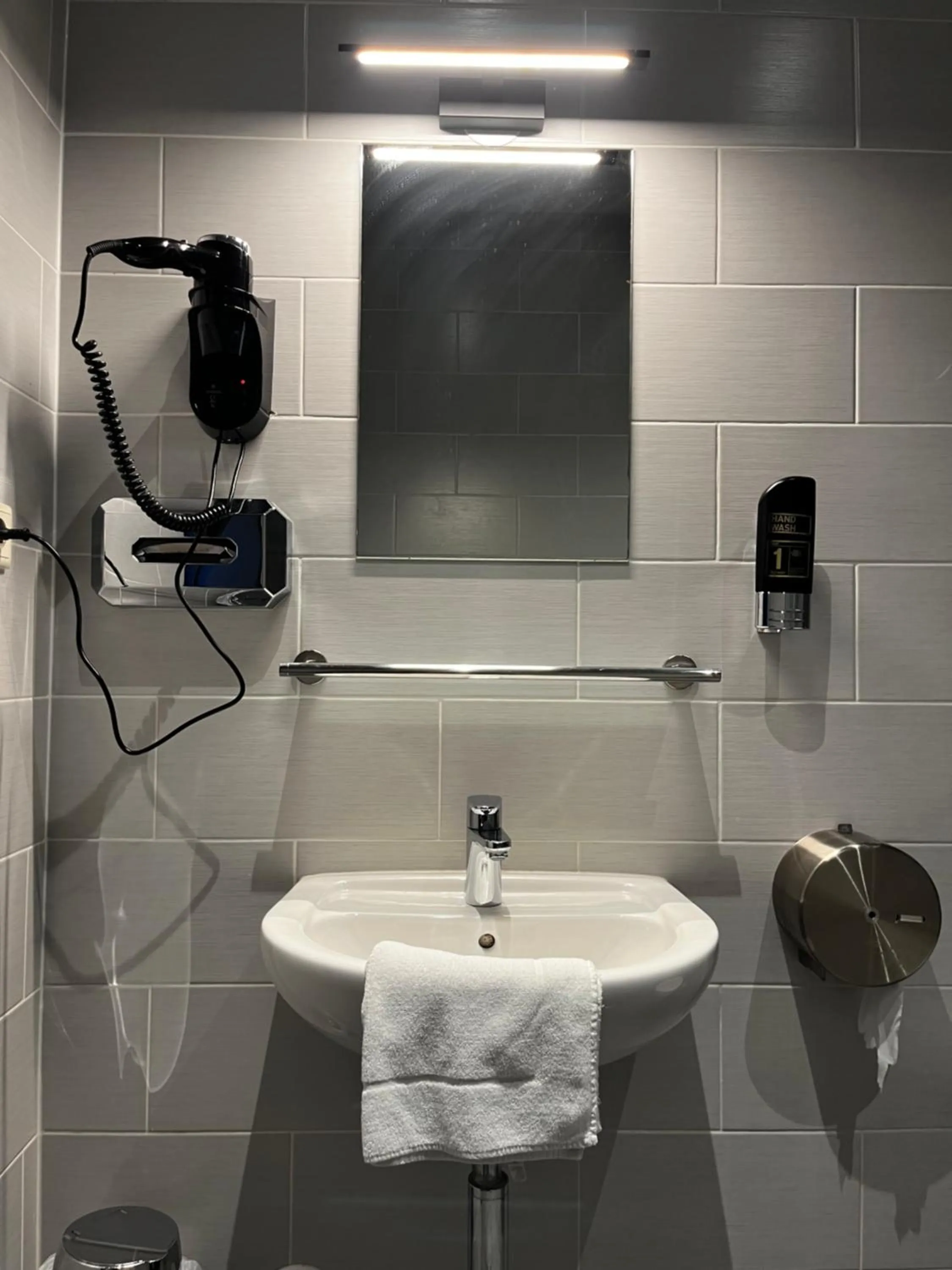 Bathroom in Heart of Amsterdam Hostel