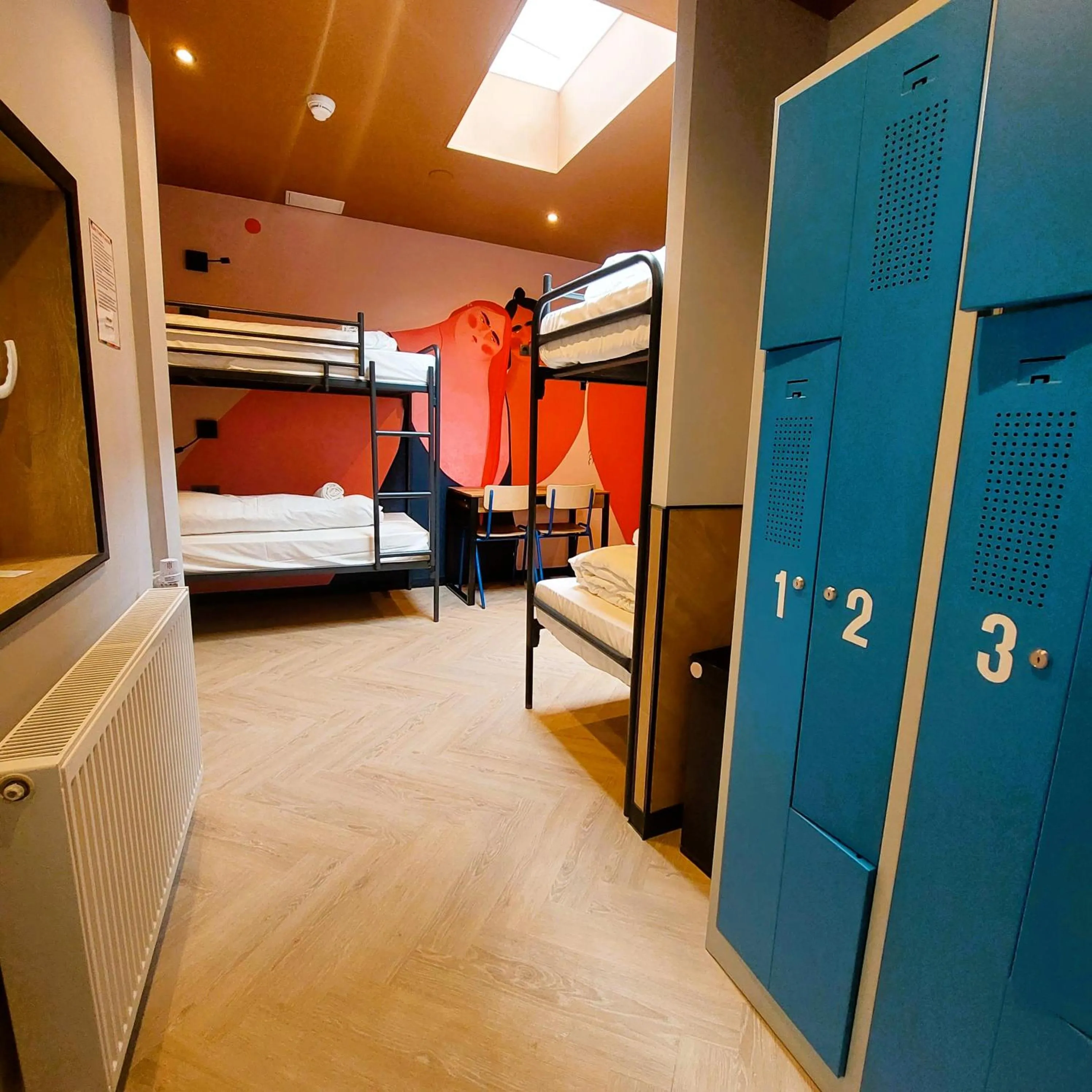 Bedroom, Bed in Heart of Amsterdam Hostel