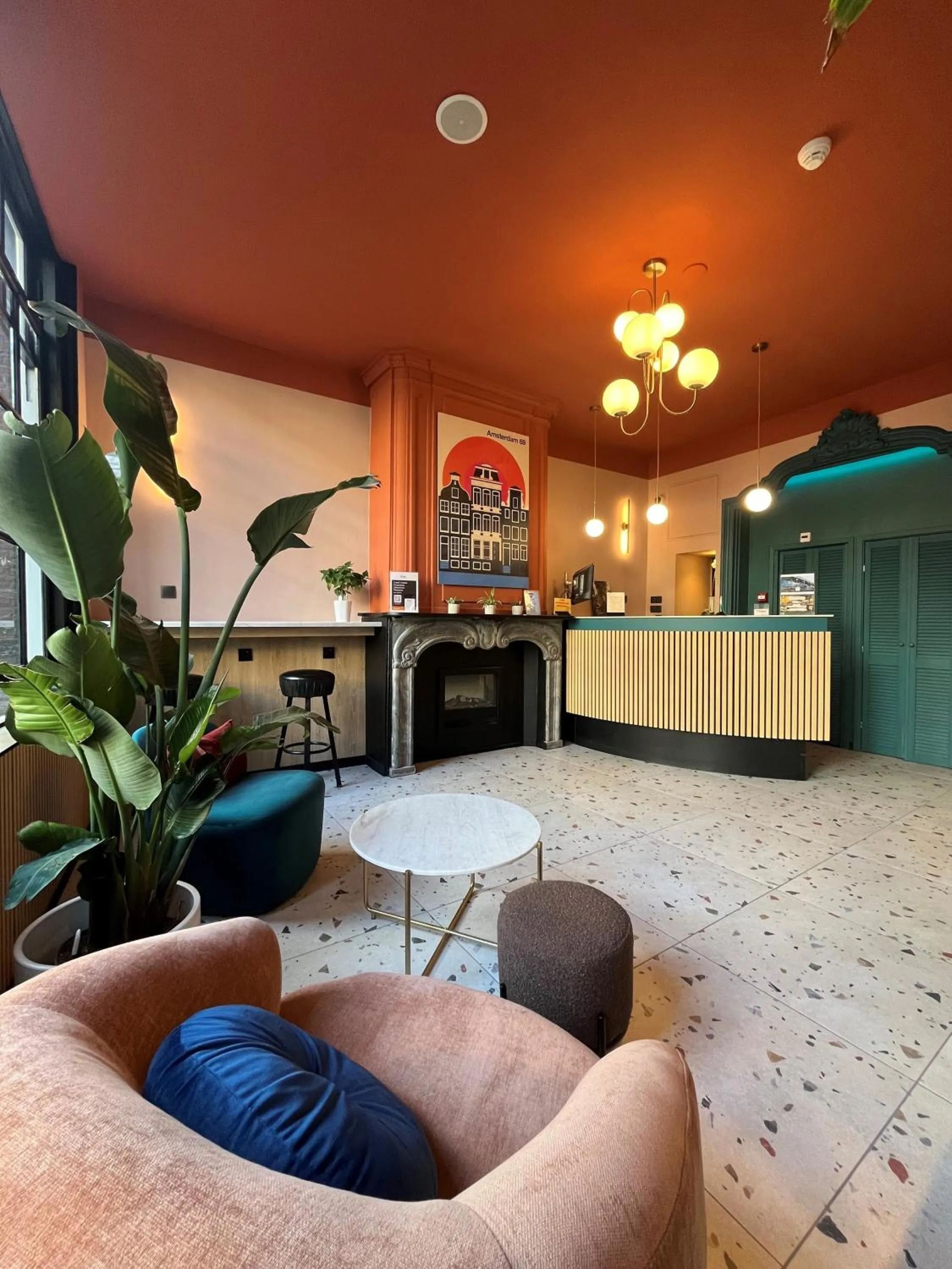 Lobby or reception in Heart of Amsterdam Hostel