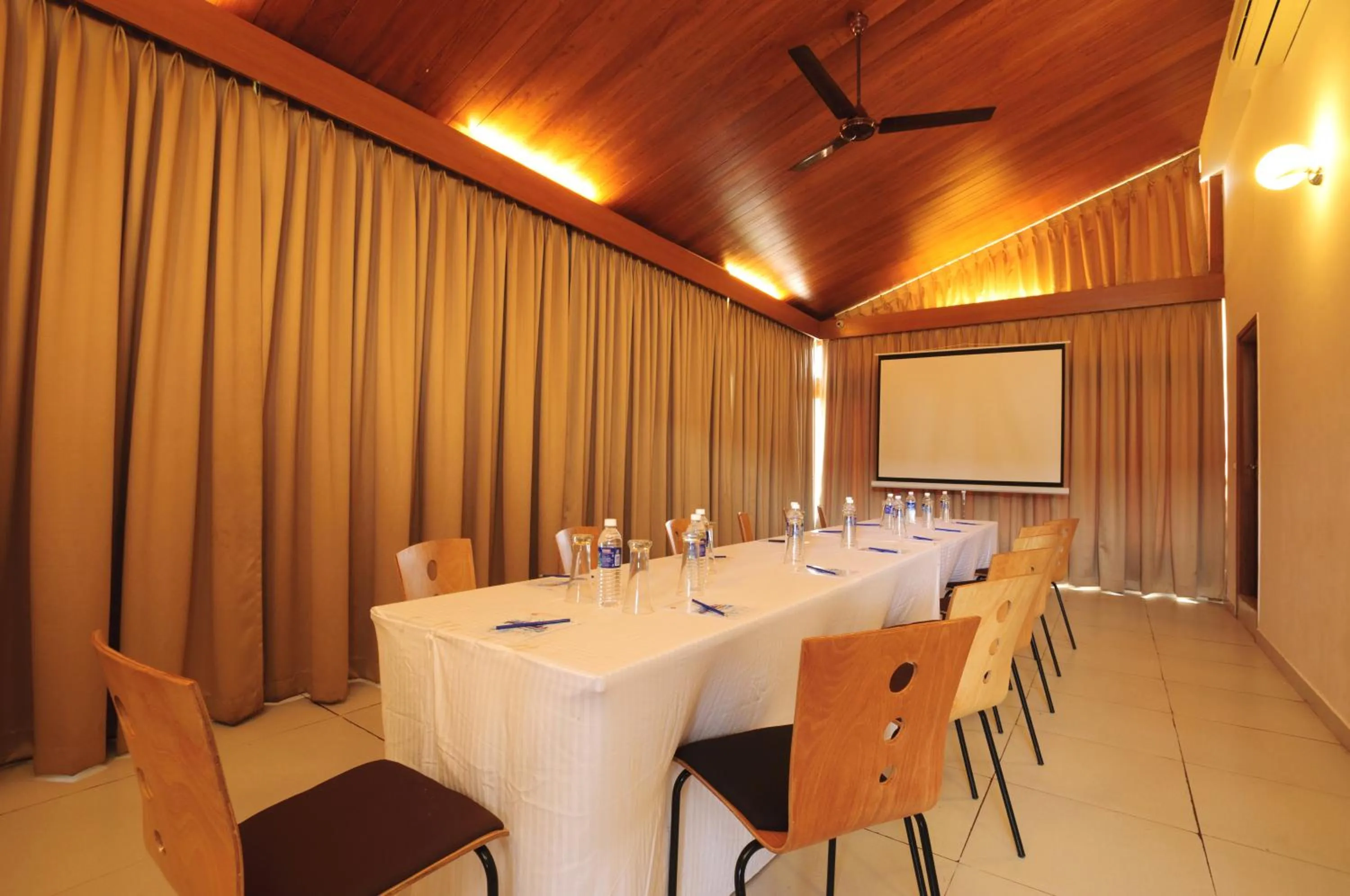 Meeting/conference room in Varanda Do Mar