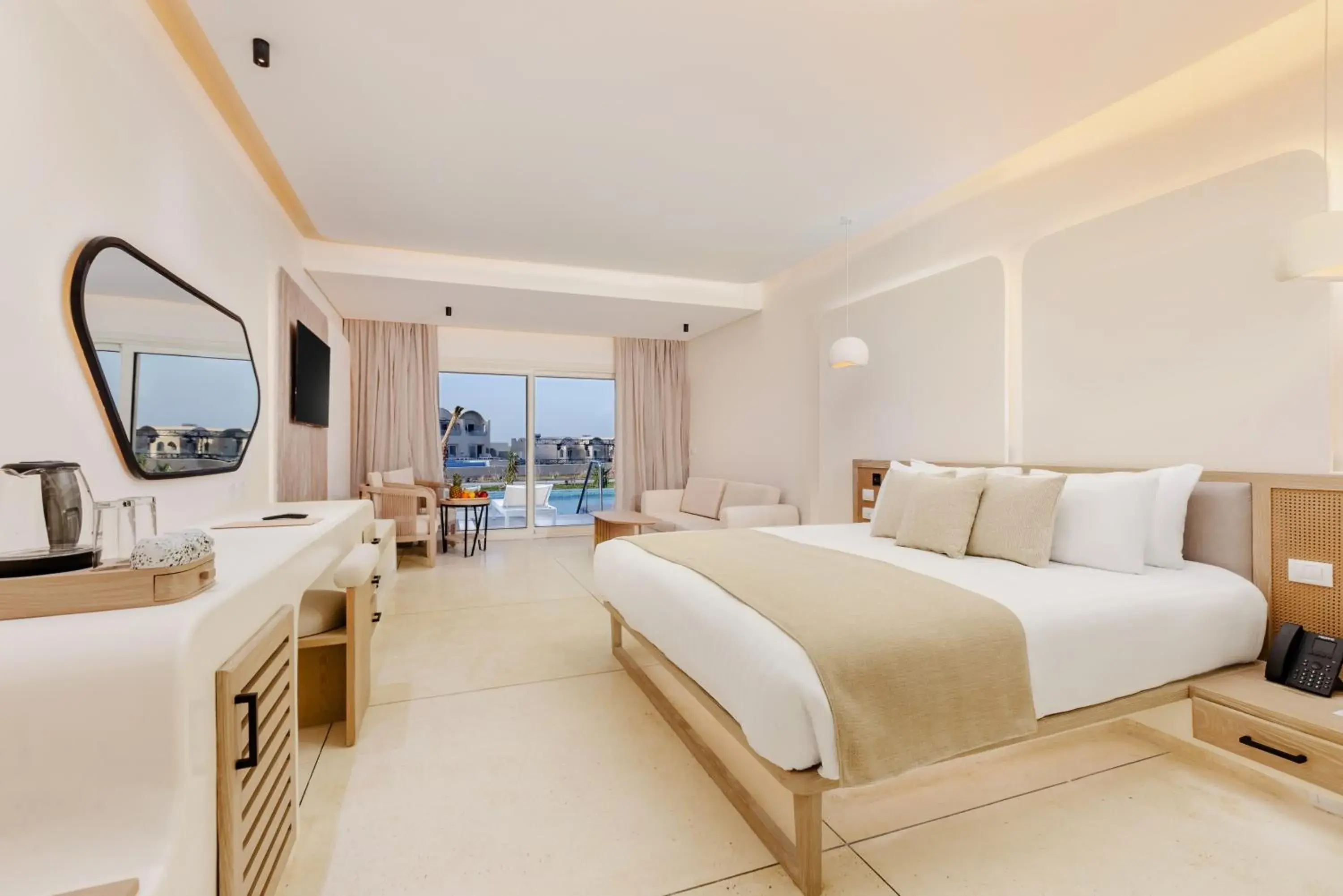 Executive Swim-Up Suite in Sunrise Anjum Resort Executive Swim-Up Suite in Sunrise Anjum Resort