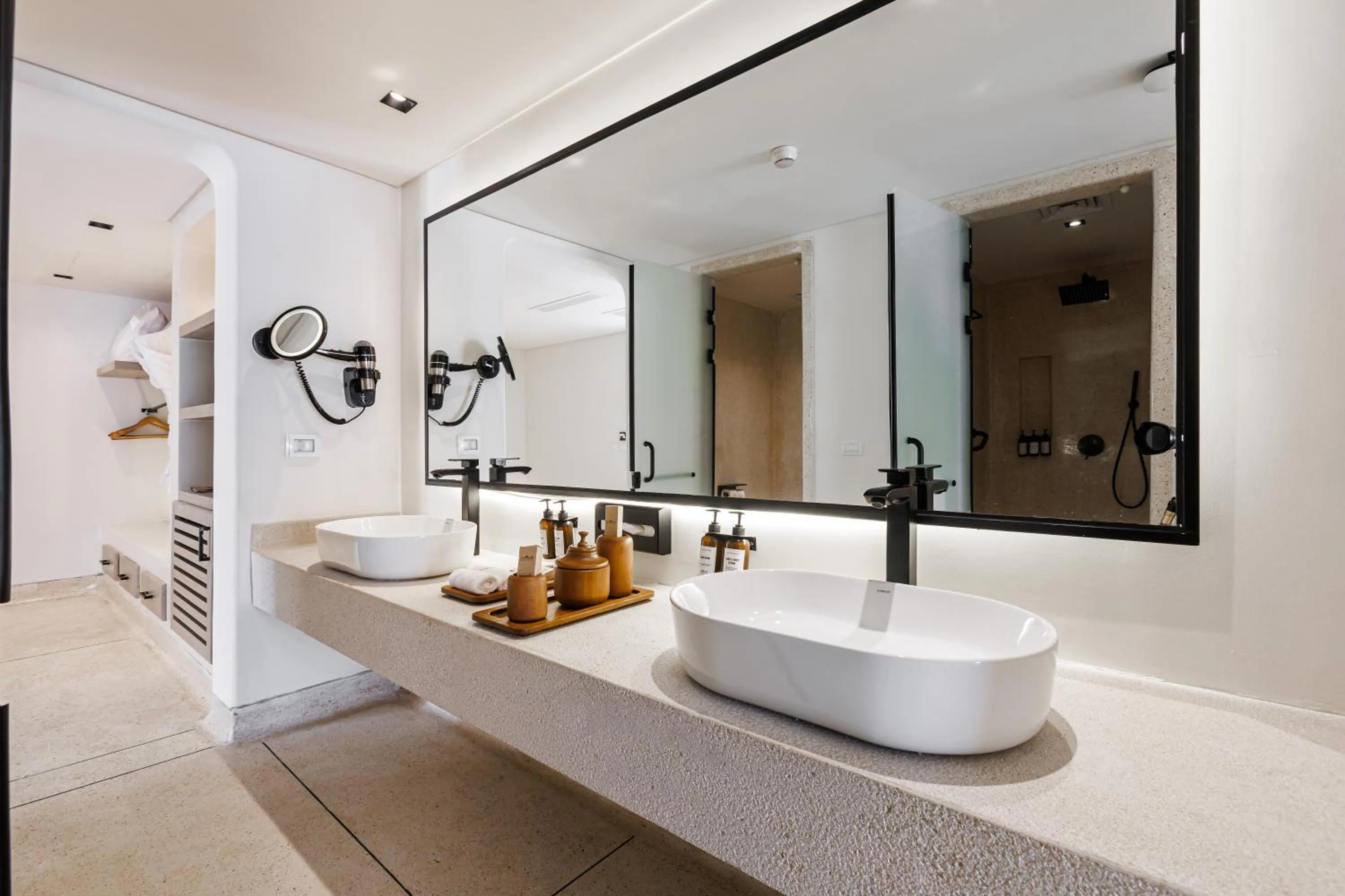 Bathroom in Sunrise Anjum Resort