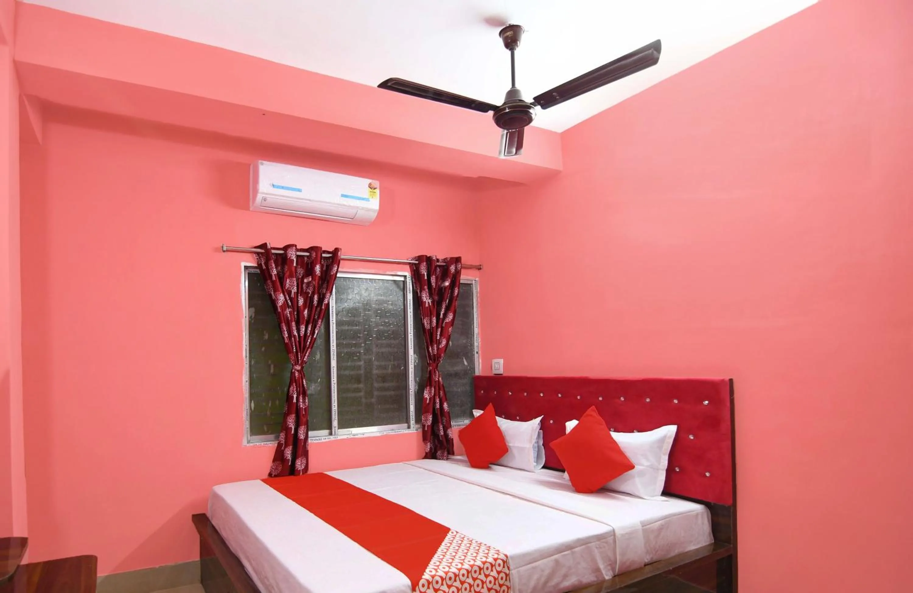 Hotel O by OYO GOLDEN NEST