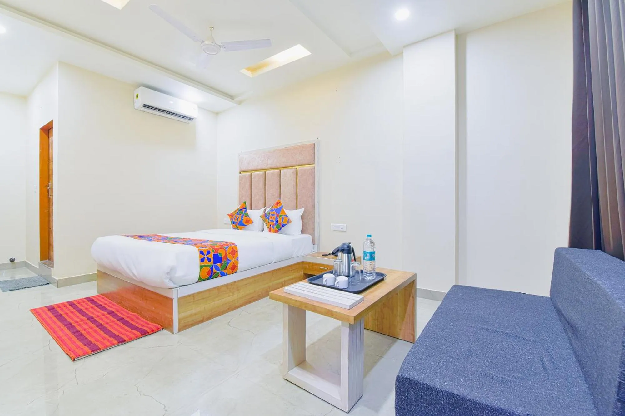 Bed in FabHotel Bohra International
